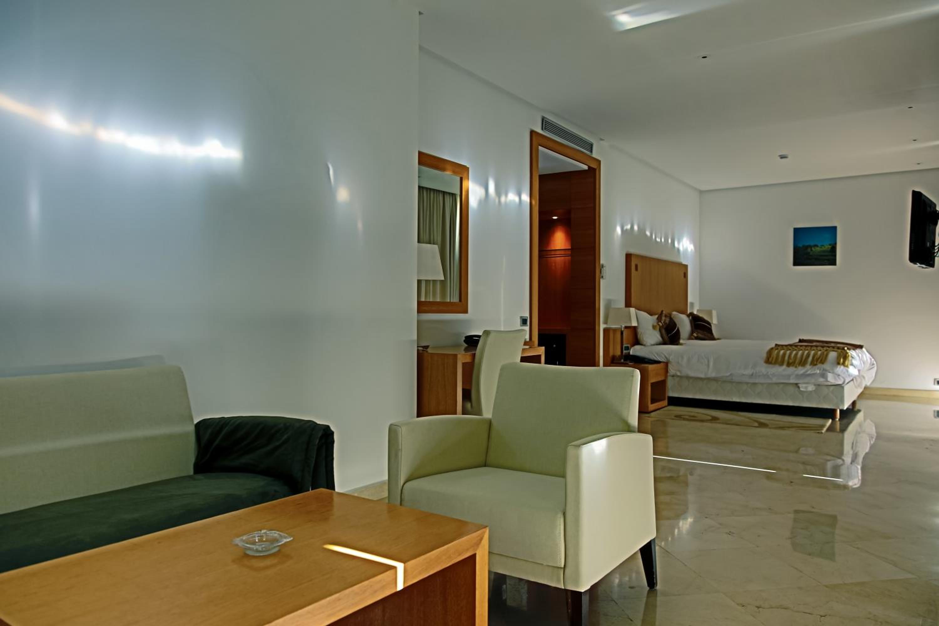 Quadruple Room With Terrace photo 2