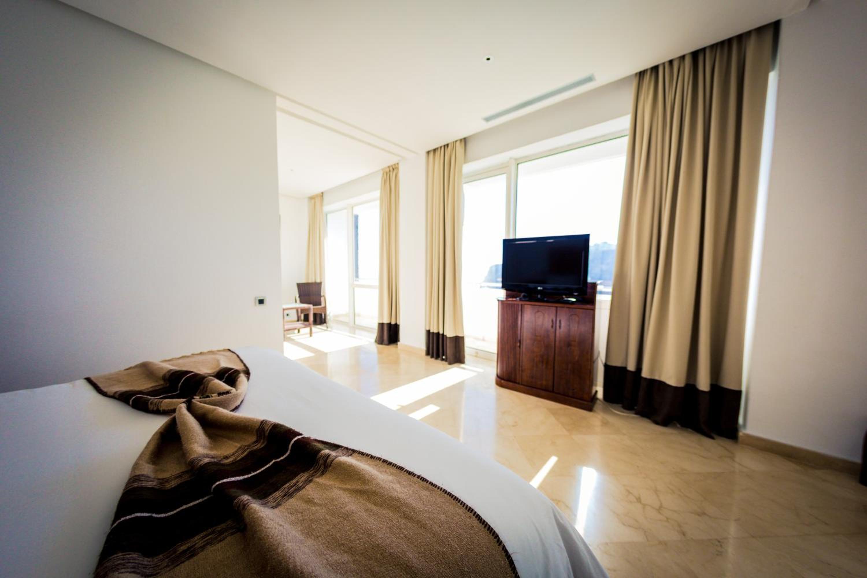 Deluxe Suite photo 1