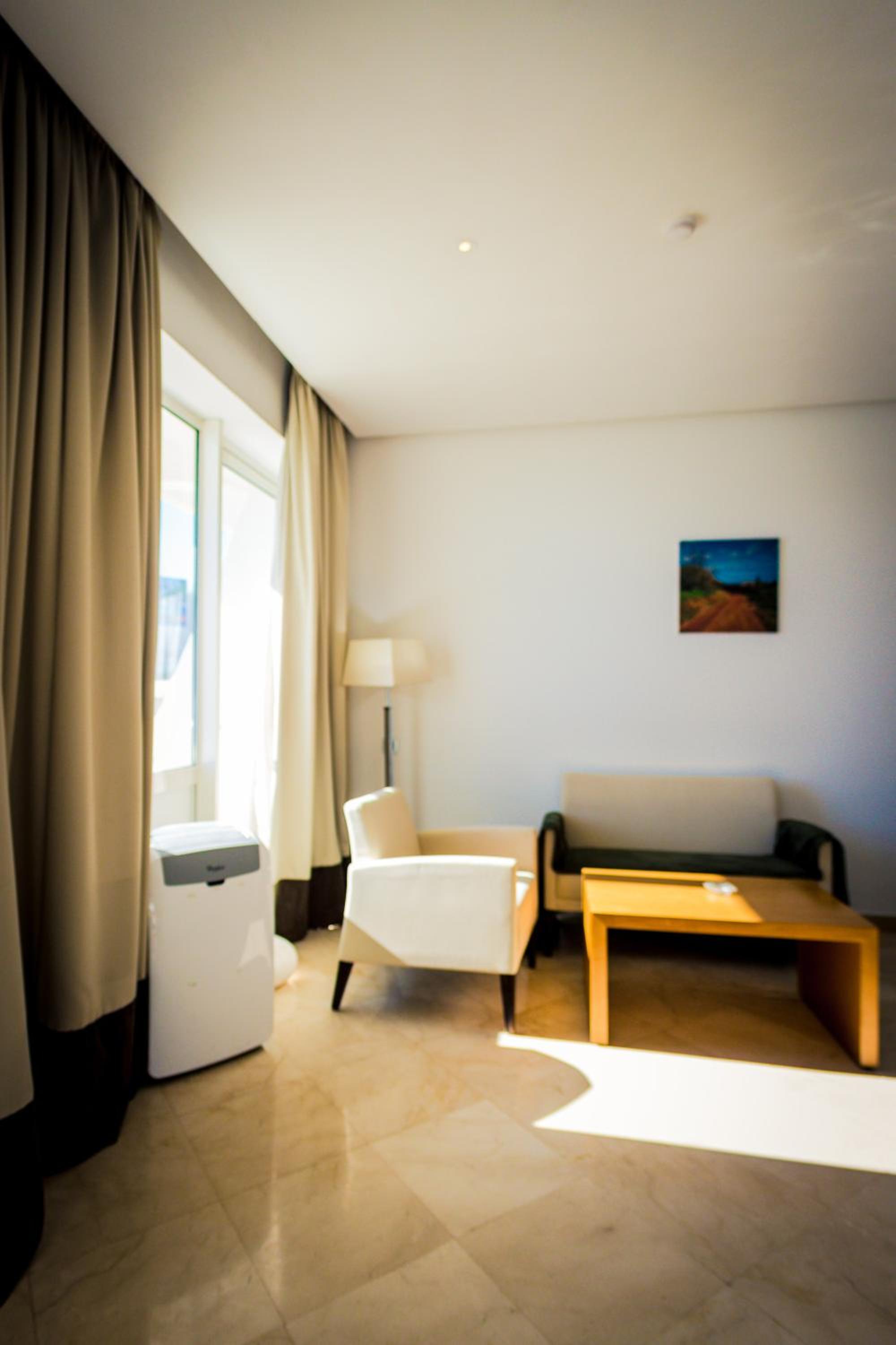 Standard Triple Room With Sea View photo 1
