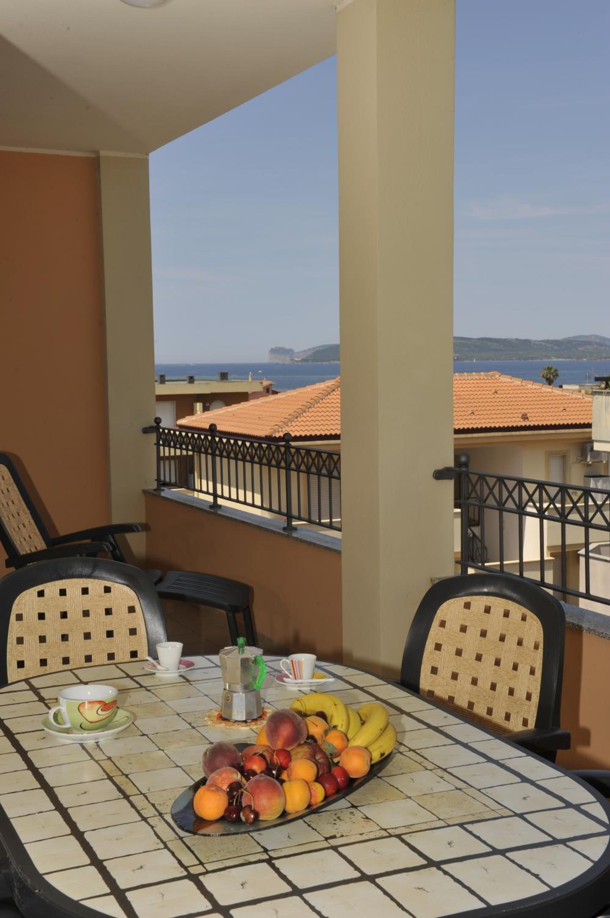 Two-Bedroom Apartment with Terrace and Sea View