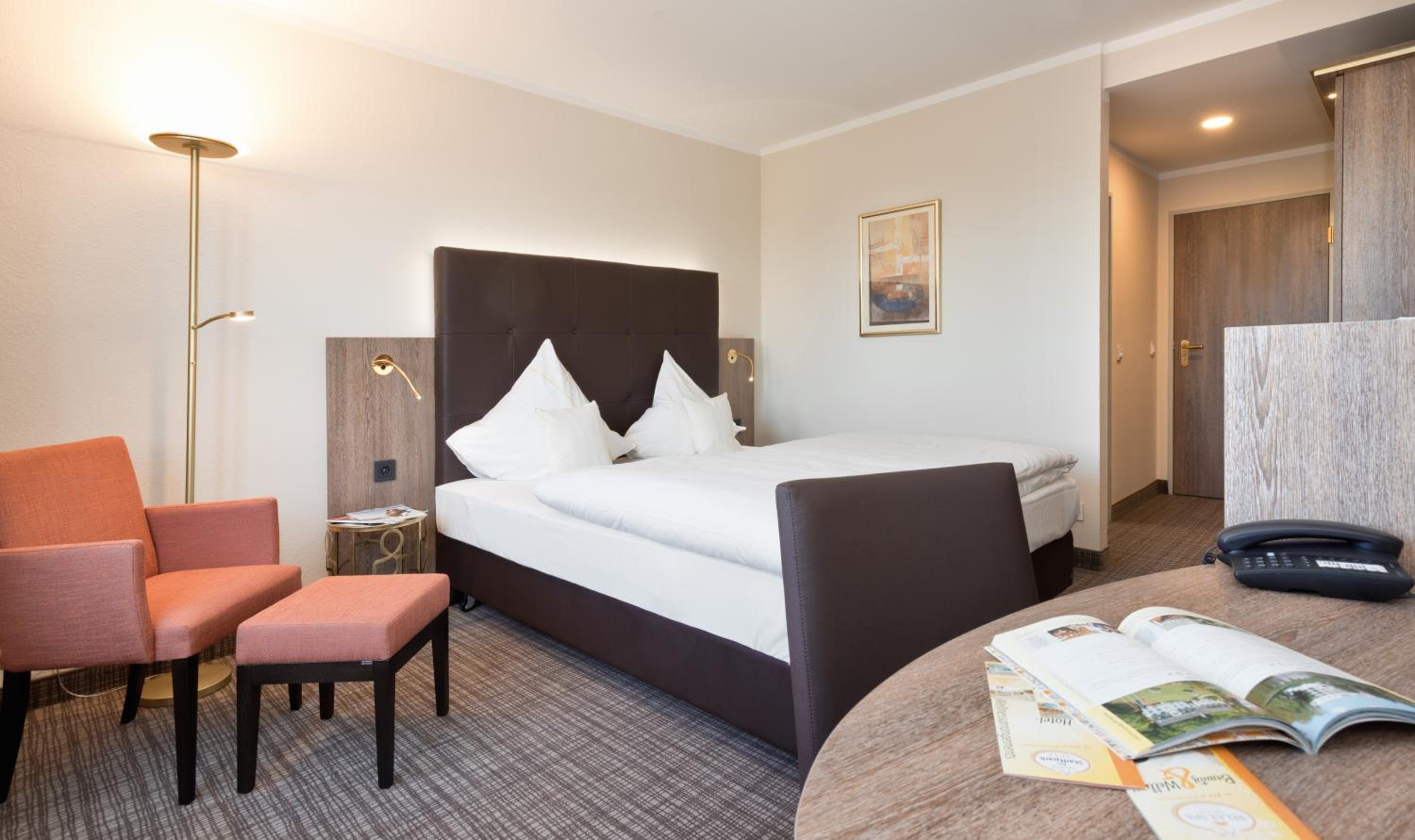 Standard Double Room photo 3