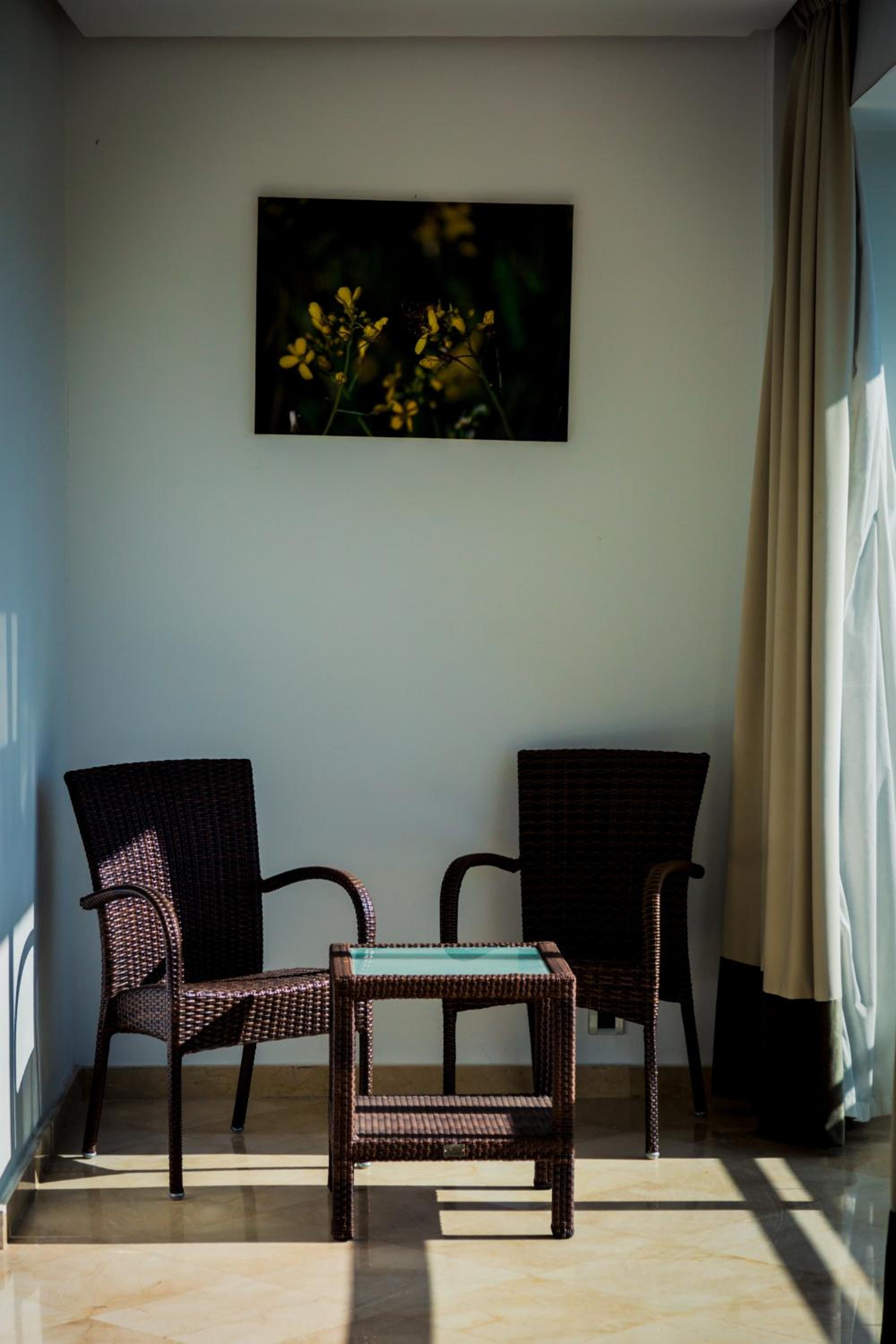 Standard Triple Room With Sea View photo 2