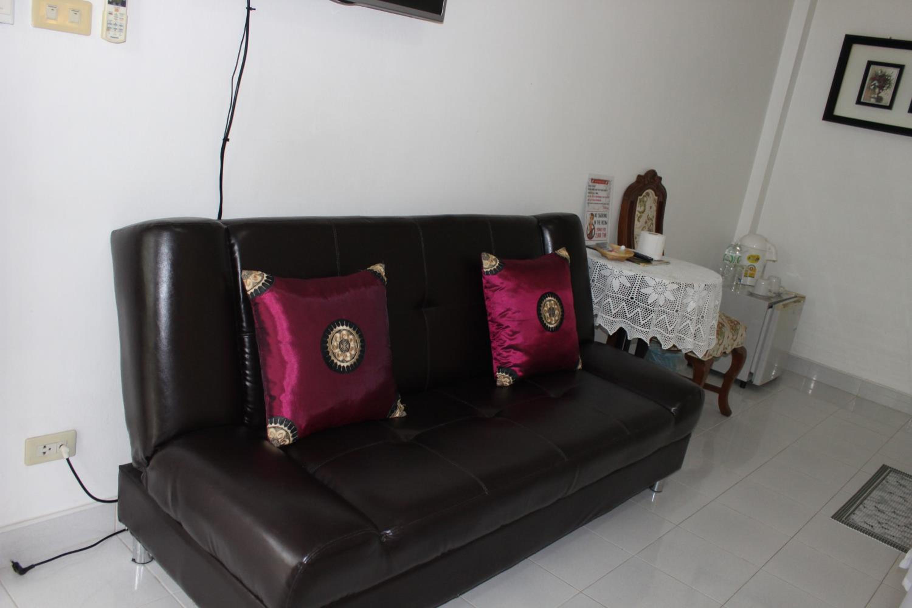 Family Room with Garden View photo 2