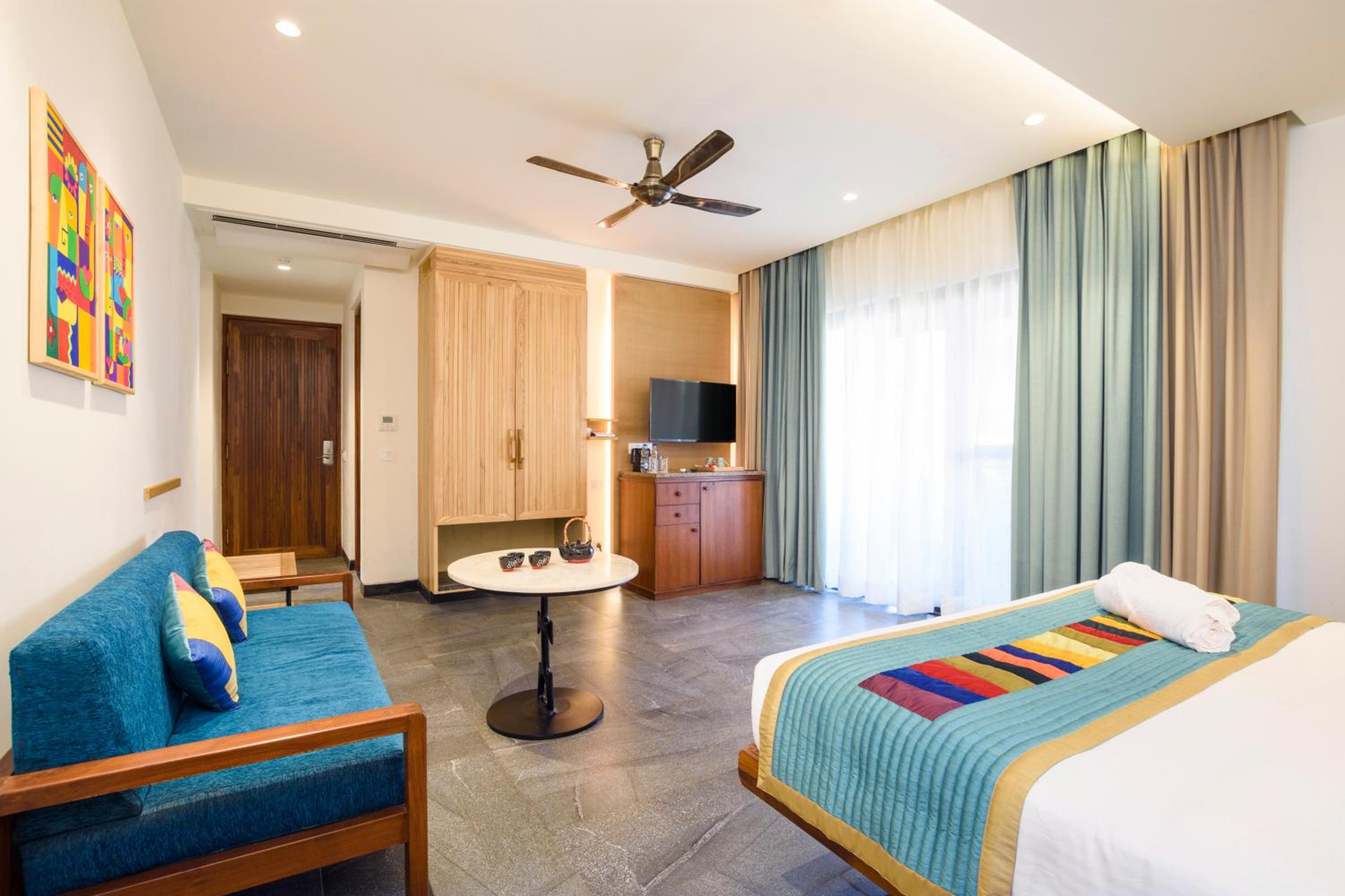 Junior Suite - 15% Food & Soft Beverages discount on A-la-carte (till 30th Sep) - Photo 1