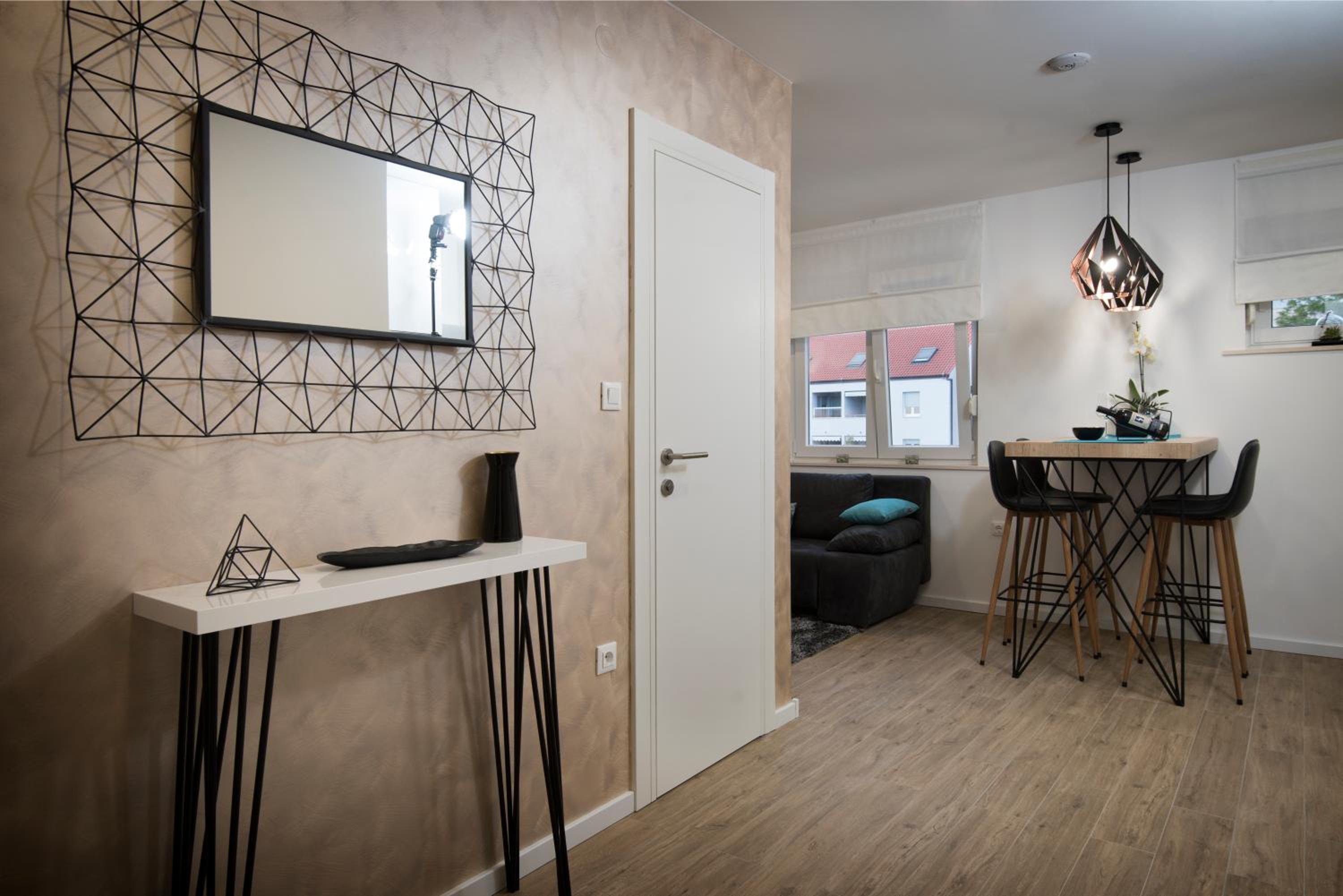 Apartment with Terrace photo 2