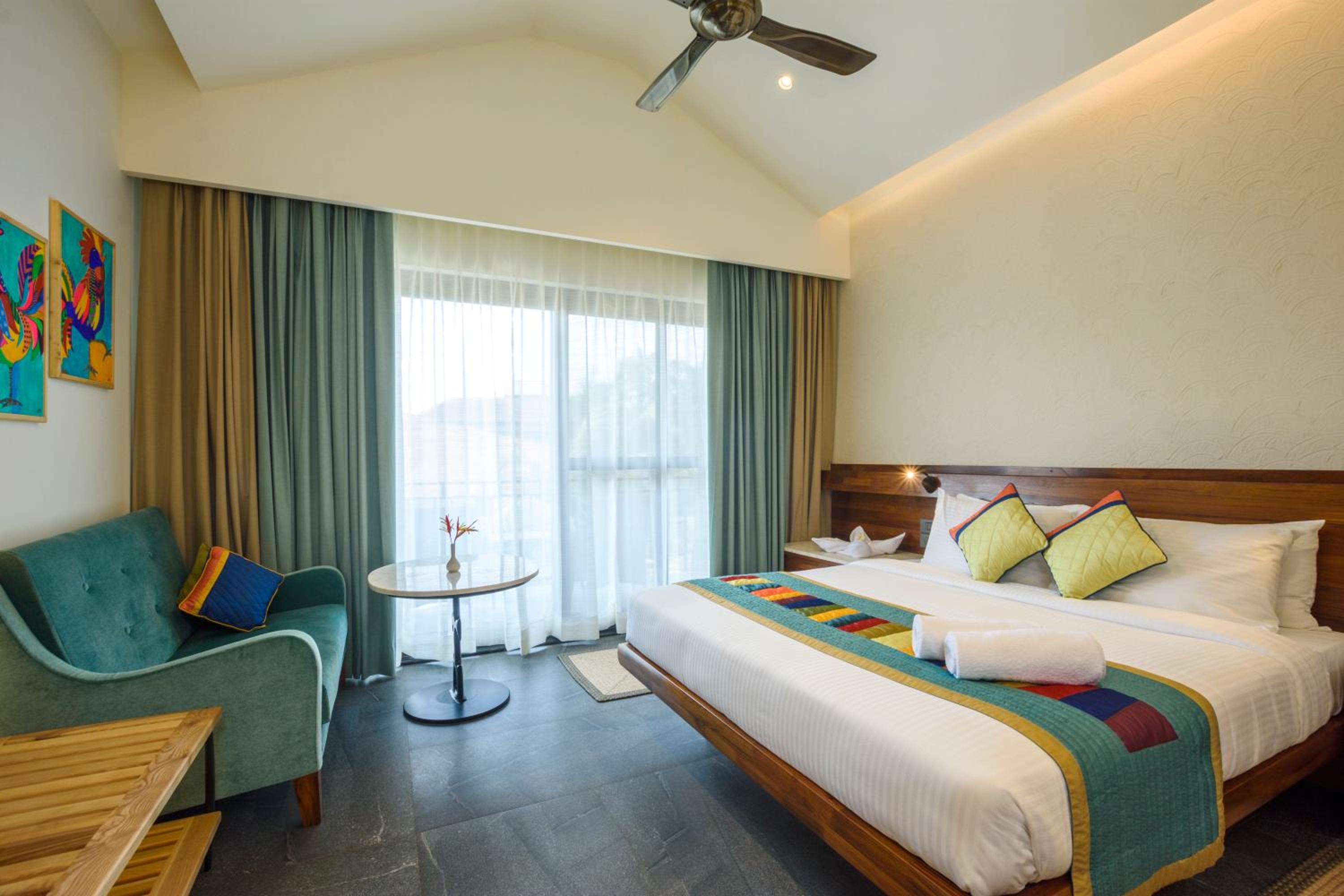 Superior Double Room -  15% Food & Soft Beverages discount on A-la-carte (till 30th Sep) - Photo 2