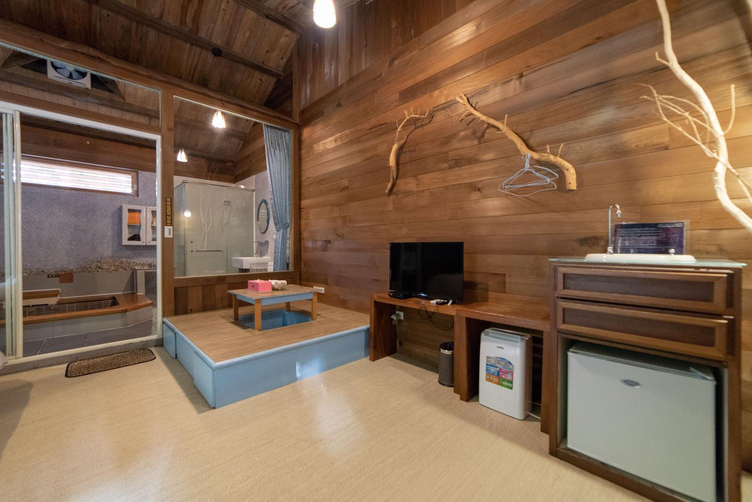 Superior Quadruple Room - Photo 2