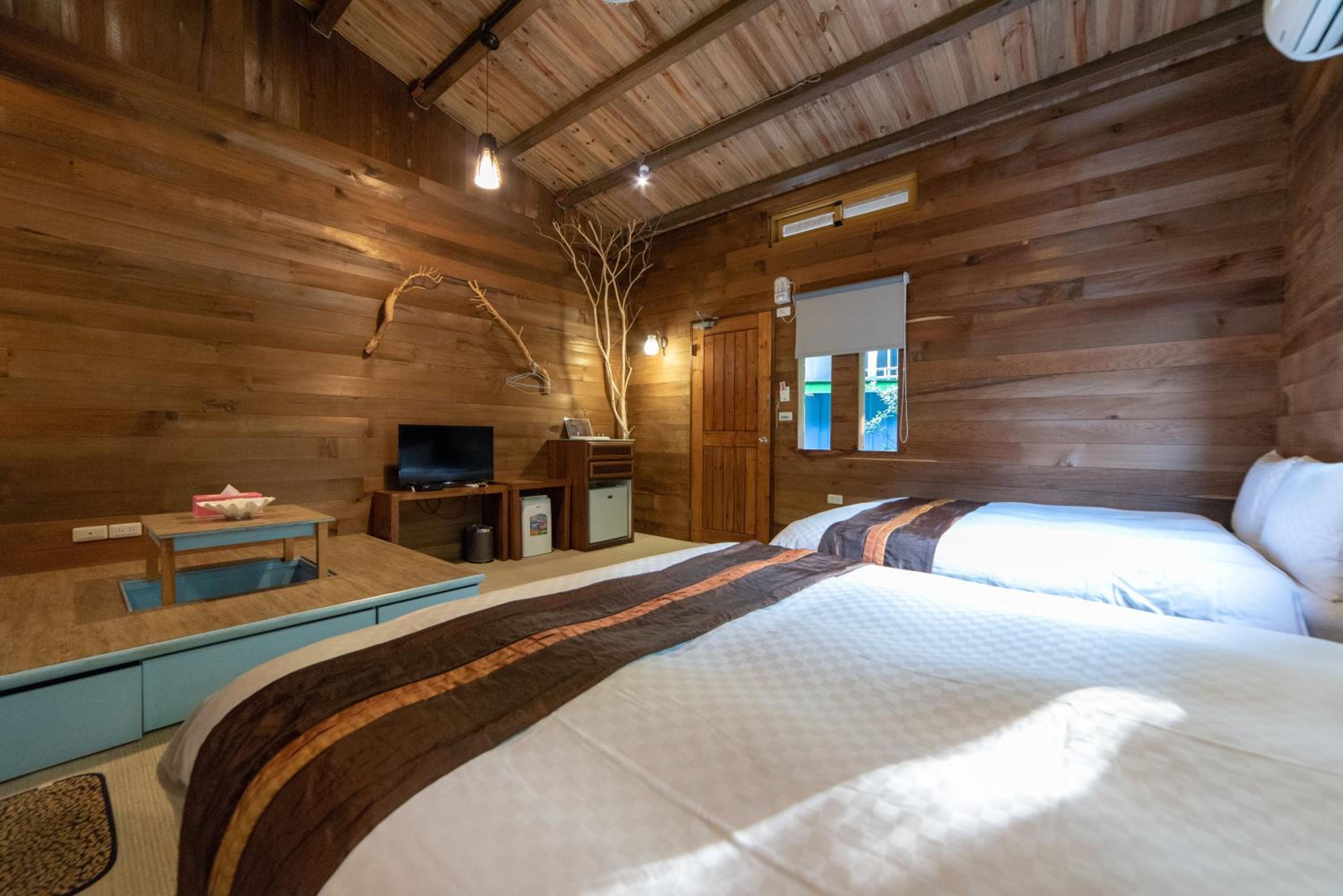 Superior Quadruple Room - Photo 6