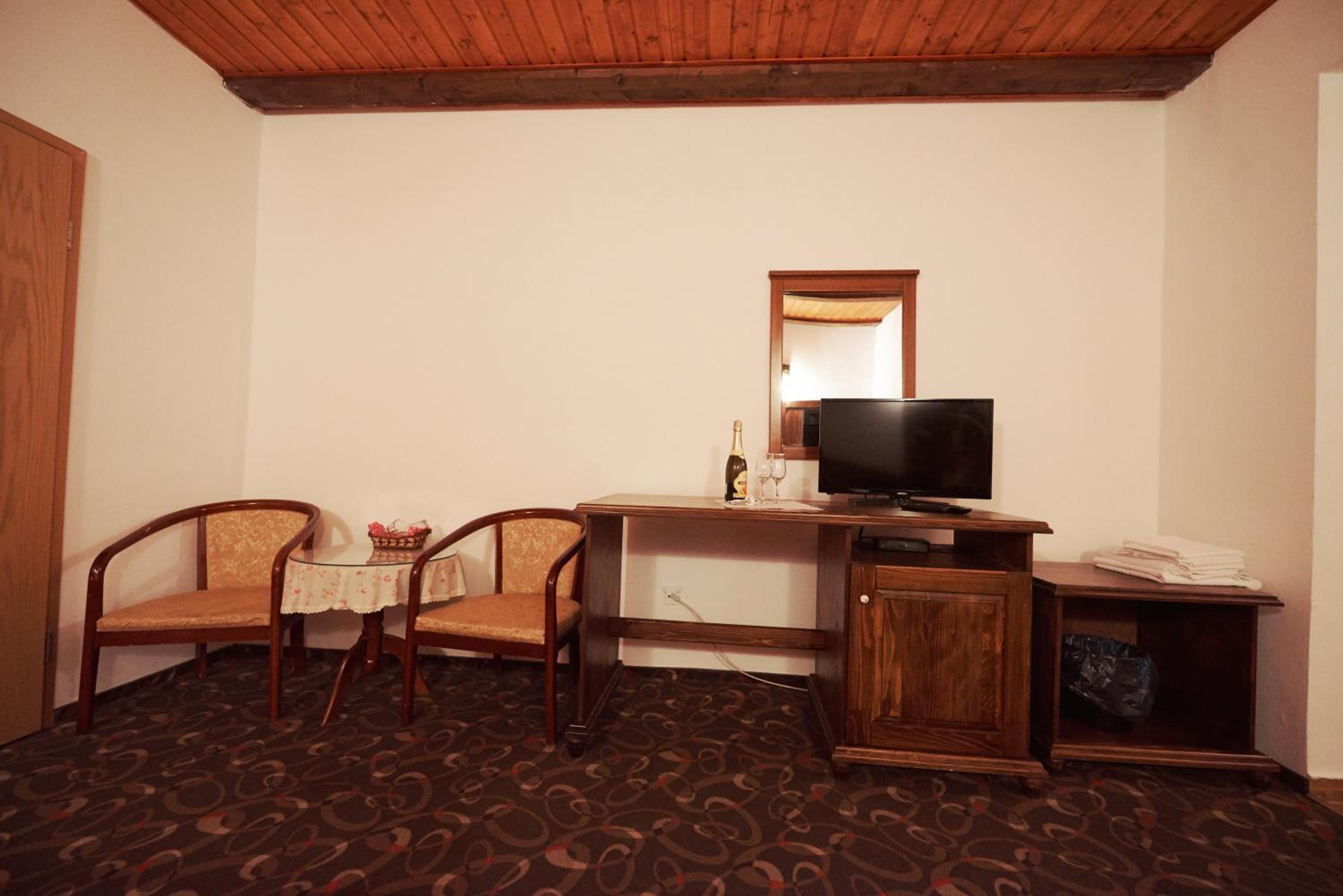 Double or Twin Room photo 1