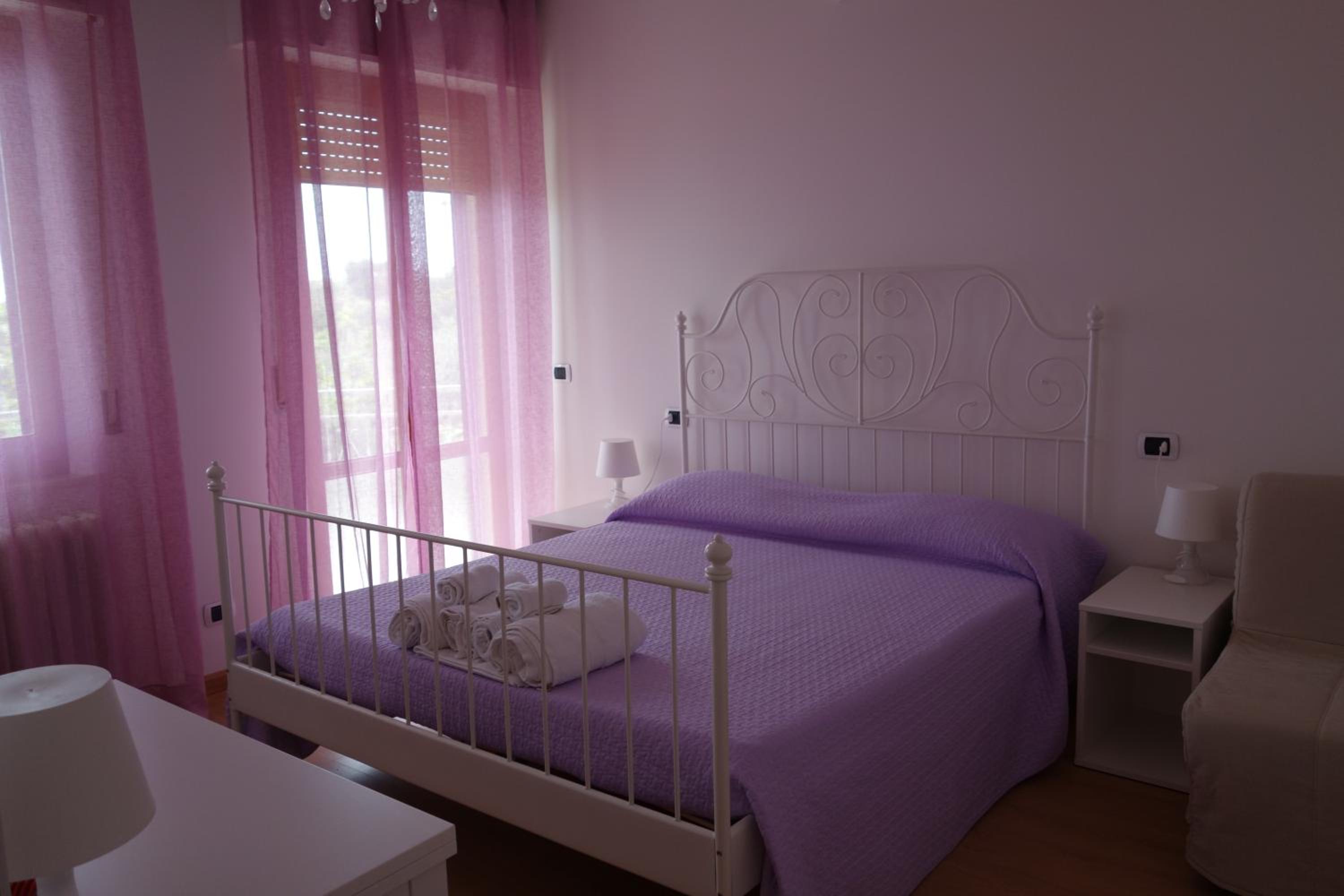Deluxe Double Room with Balcony and Sea View