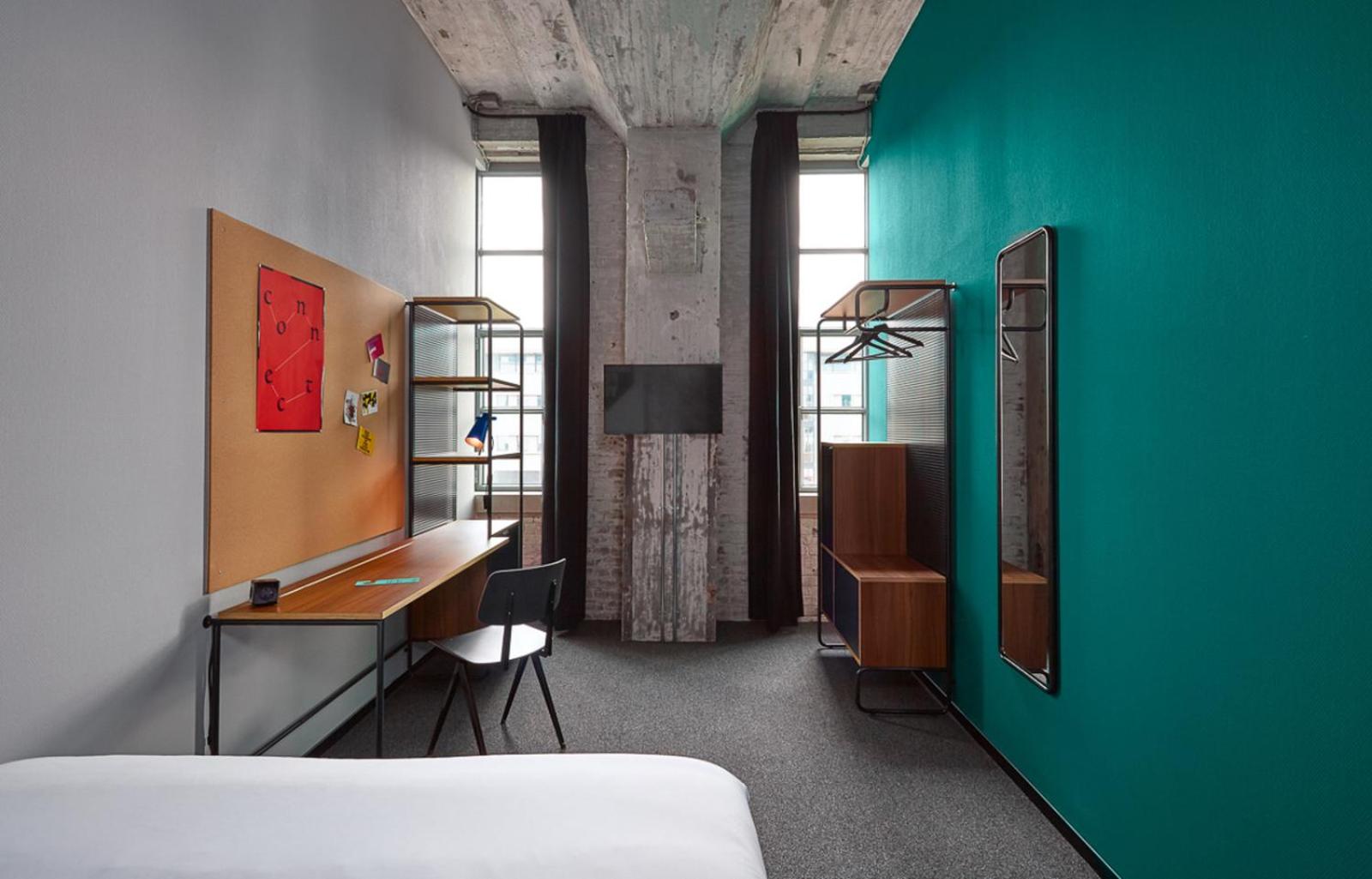 Executive Queen Room