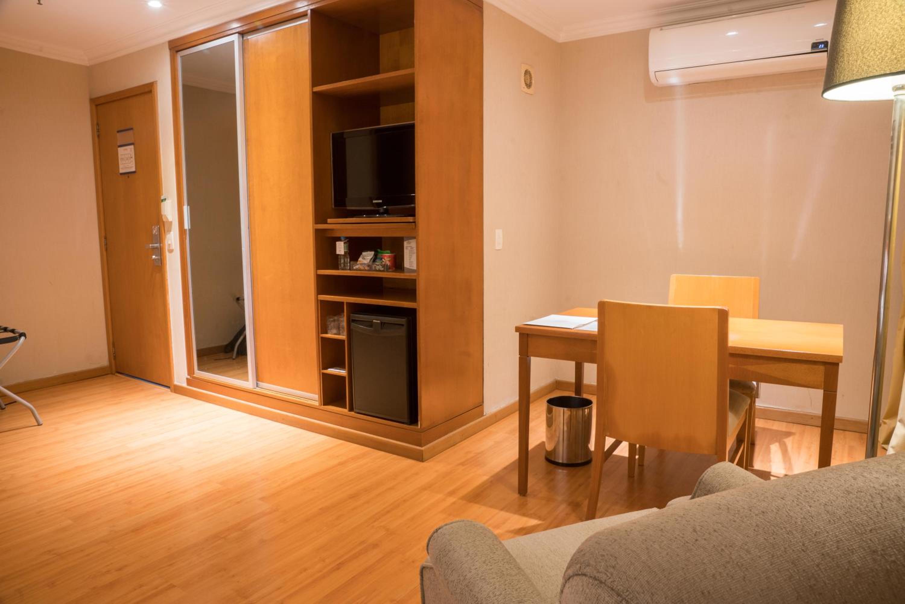 Superior Twin Room - Photo 8