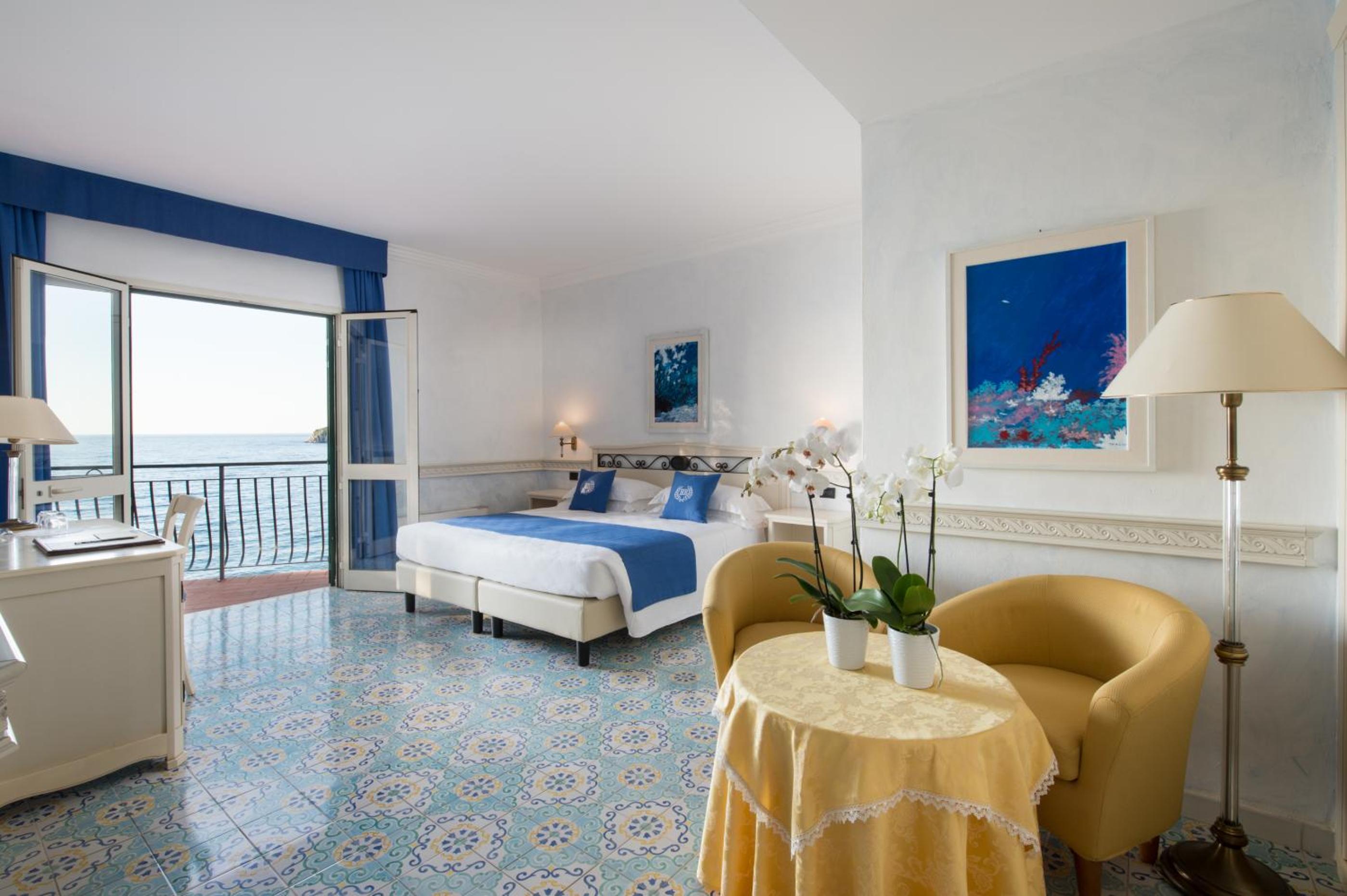 Triple Room with Sea View photo 2