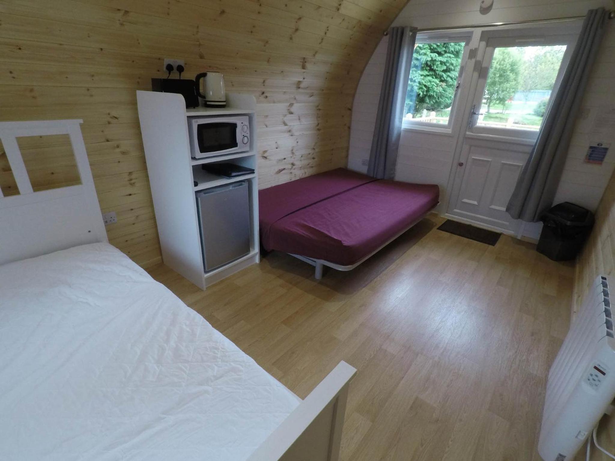 Camping Pod Sleeps 2 (SHARED BATHROOMS) photo 2