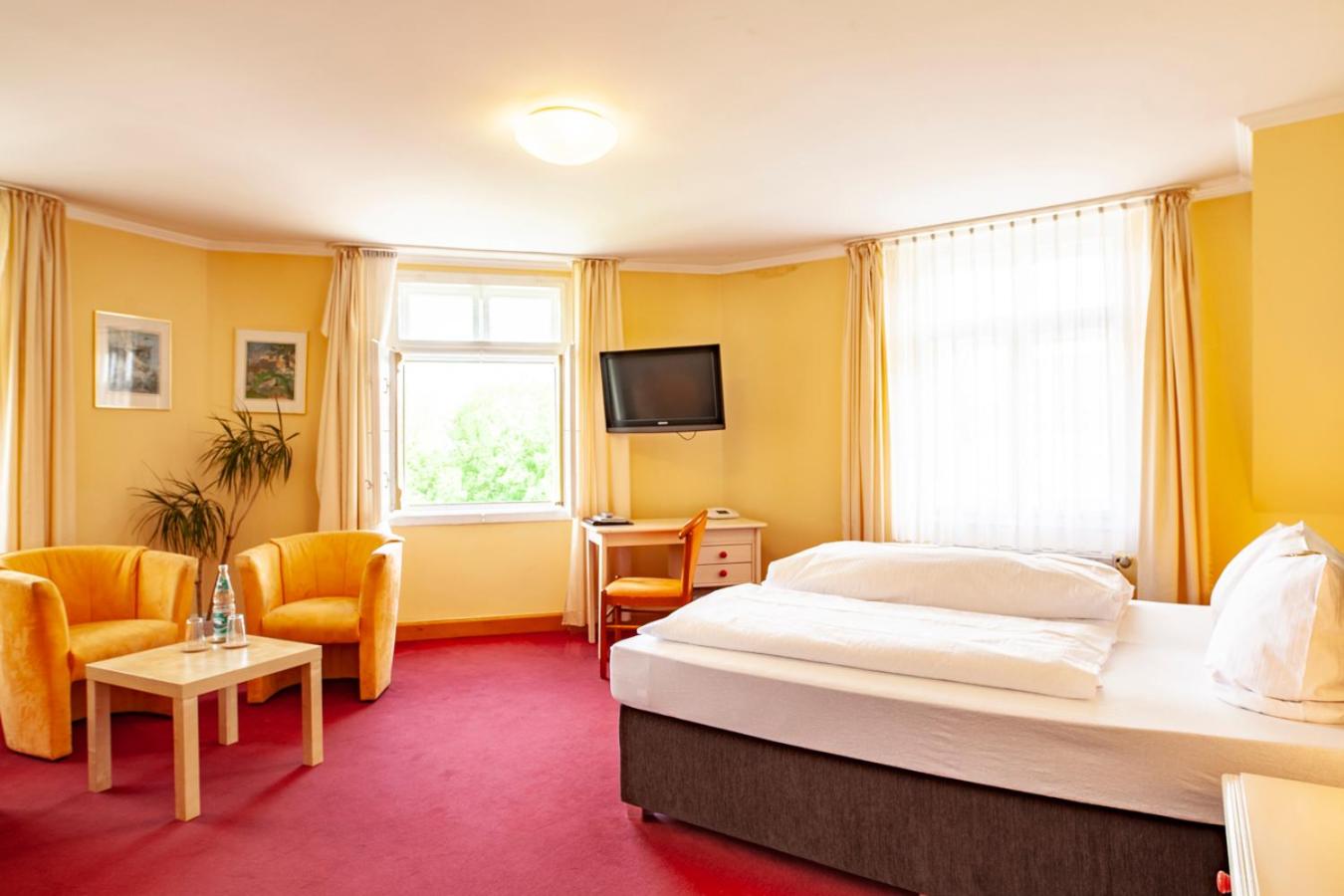 Triple Room photo 2
