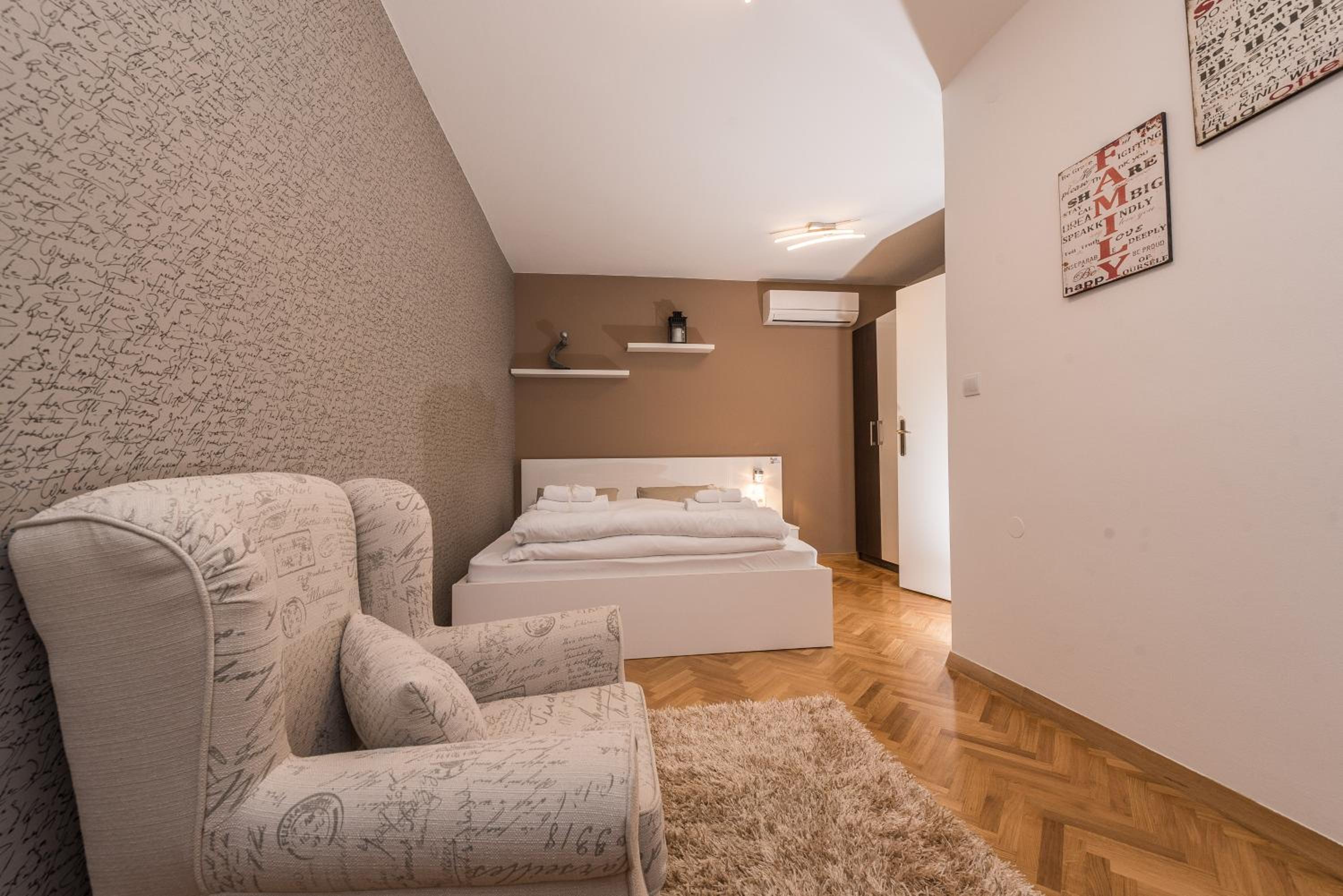 One-Bedroom Apartment (2 Adults) photo 3