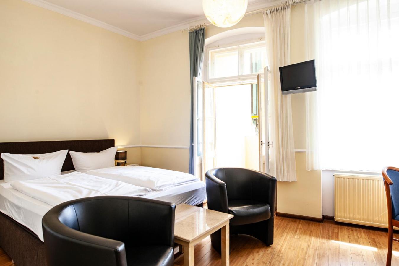 Standard Double Room photo 1