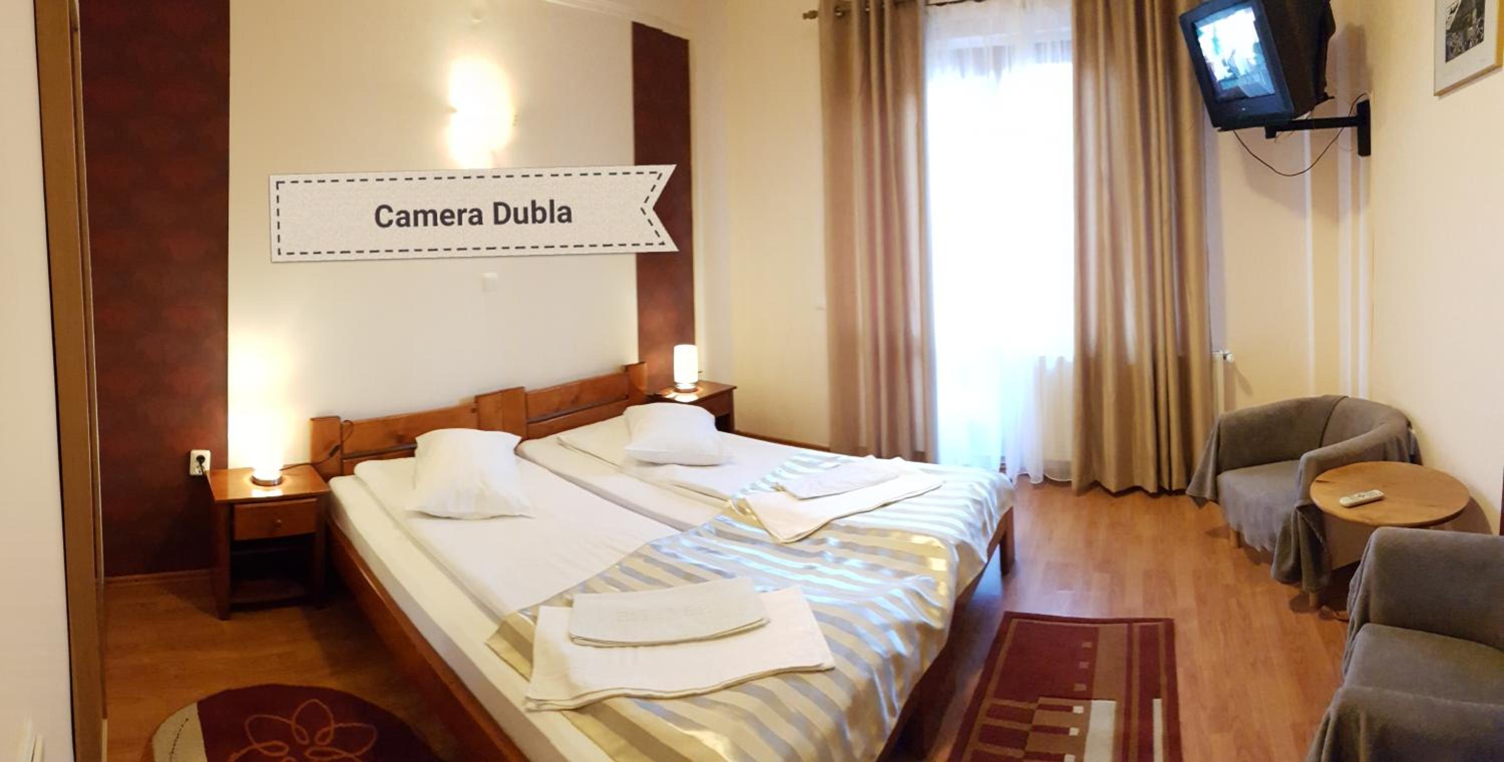 Twin Room - Photo 1