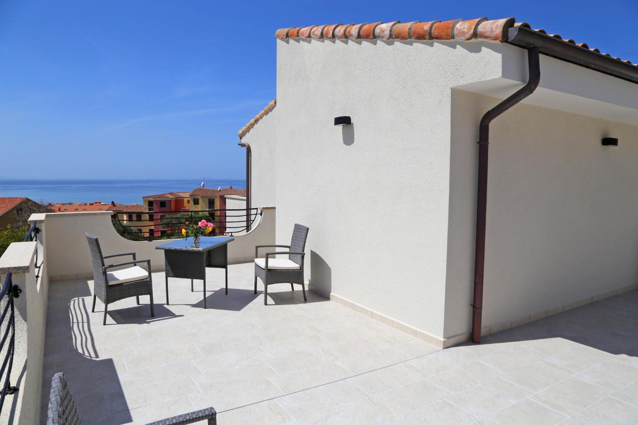 Triple Room - Photo 19
