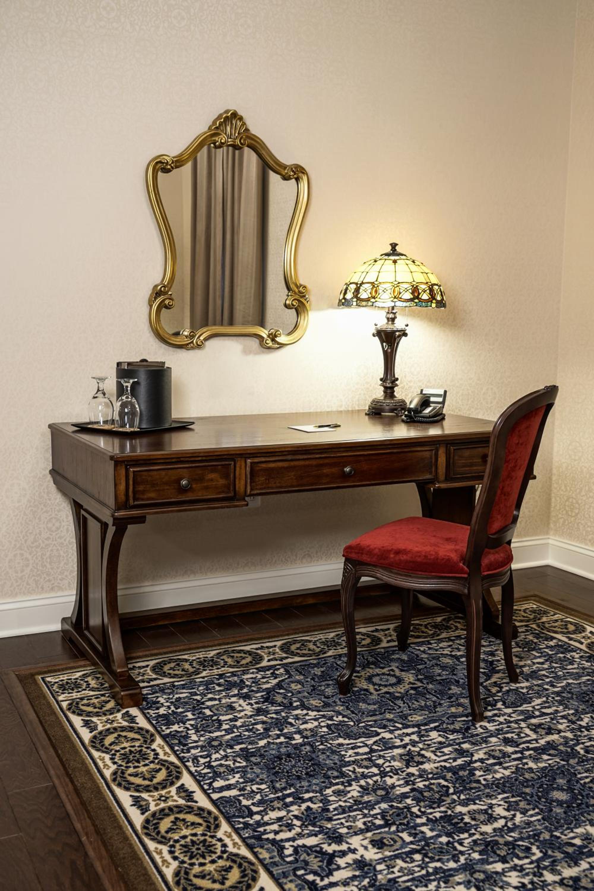 King Suite photo 2