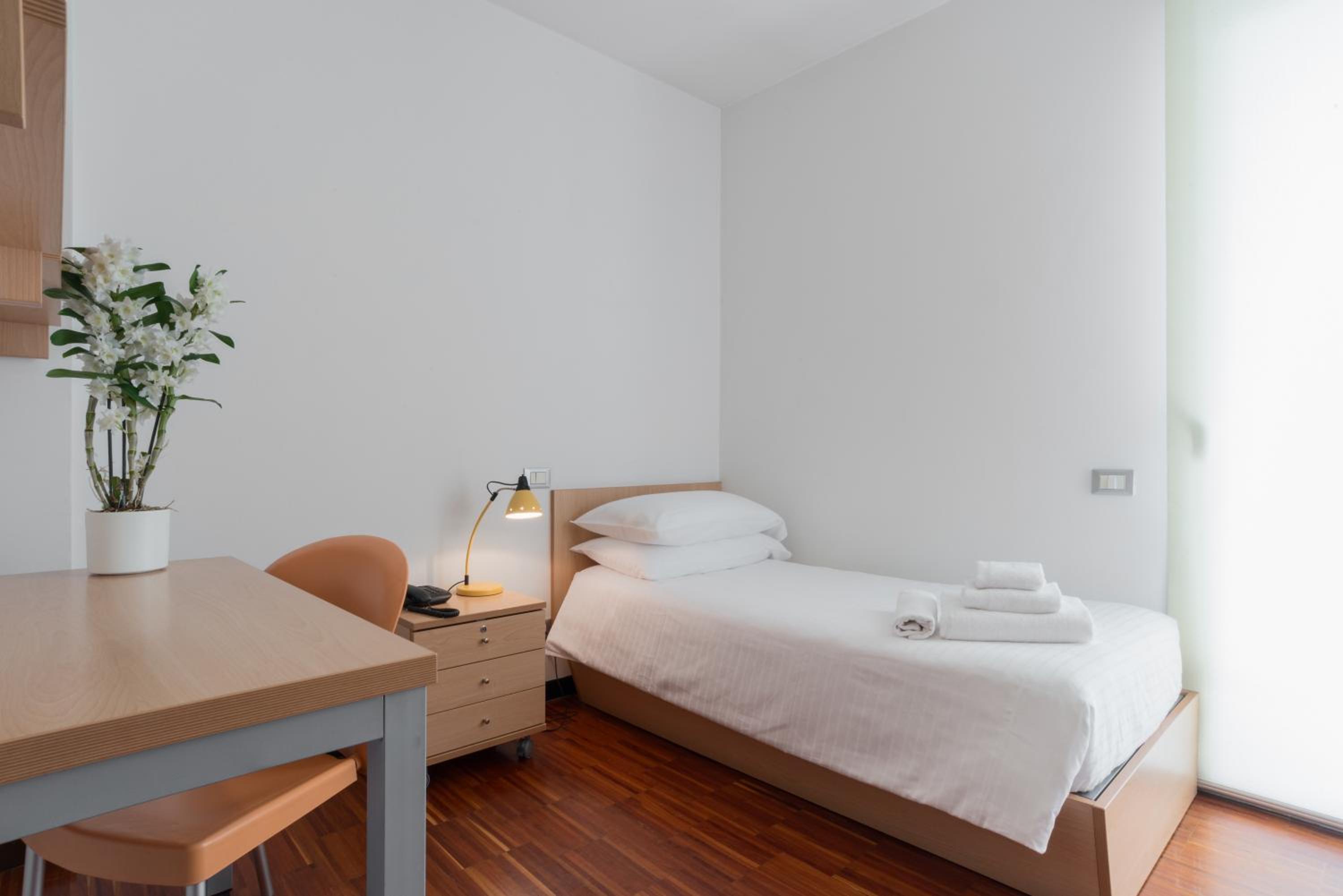 Economy Single Room