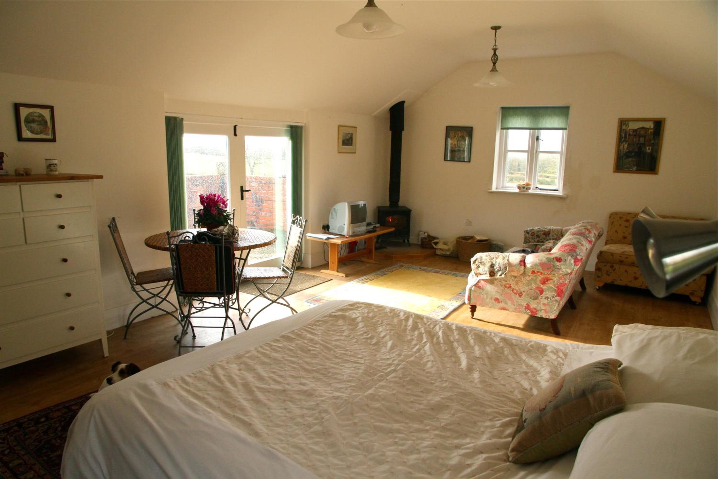 Family Studio (2 Adults + up to 2 Children)
