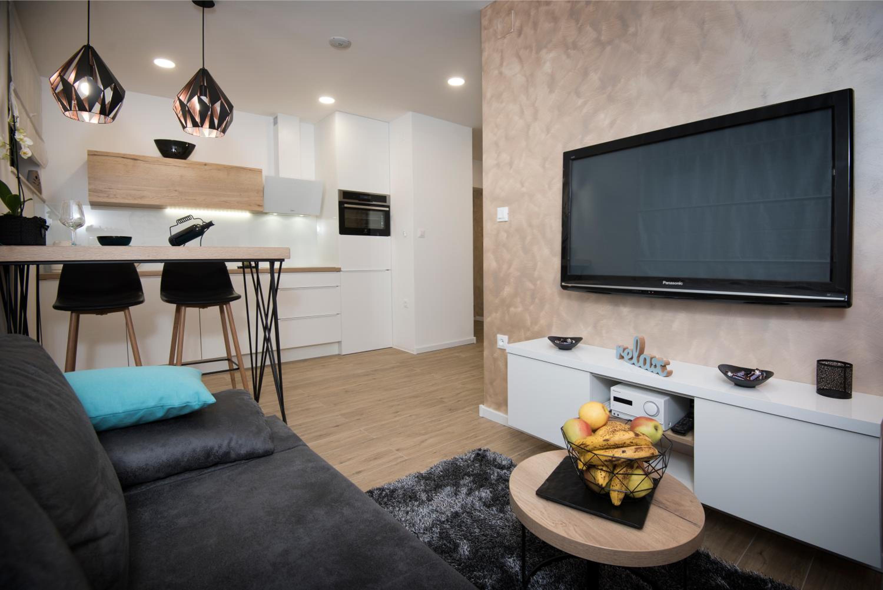Apartment with Terrace photo 3