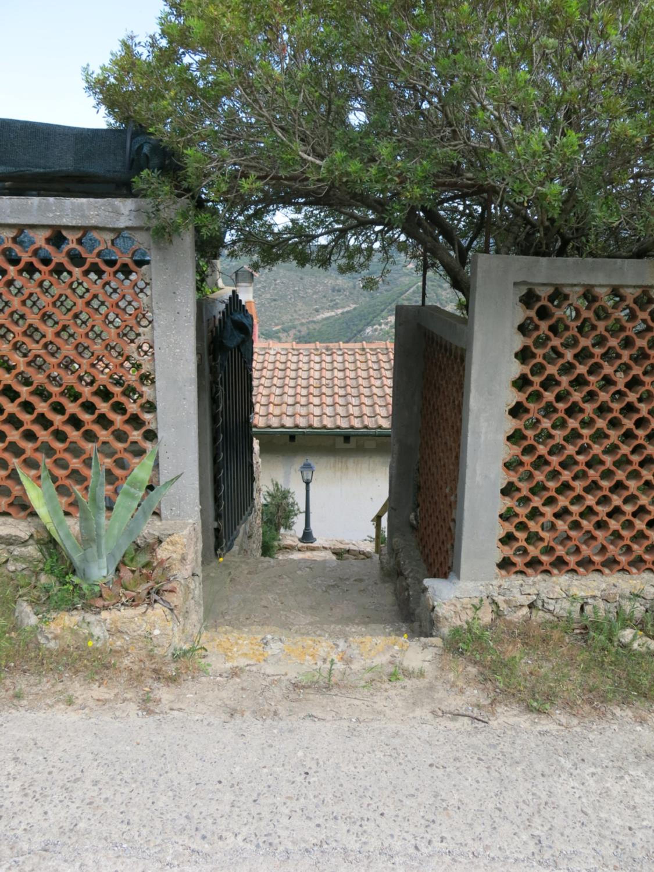 Two-Bedroom House photo 2