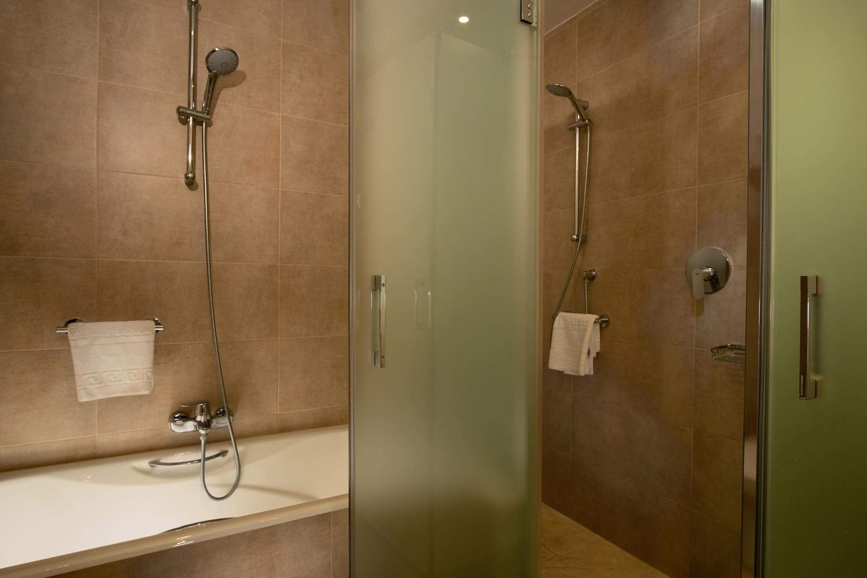 Three-Bedroom Apartment (6 Adults) photo 2