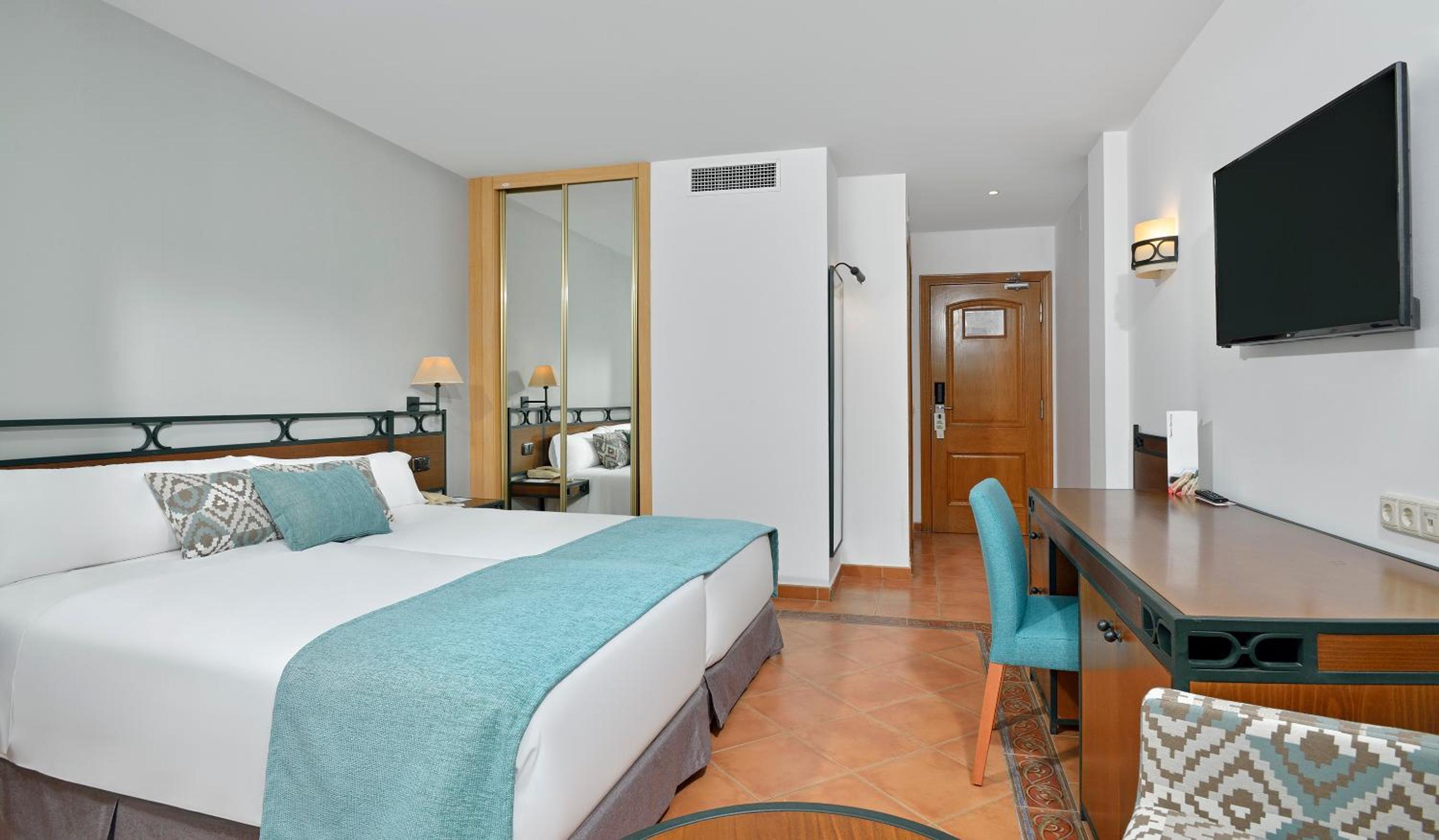 Superior Topfloor Room - Photo 2