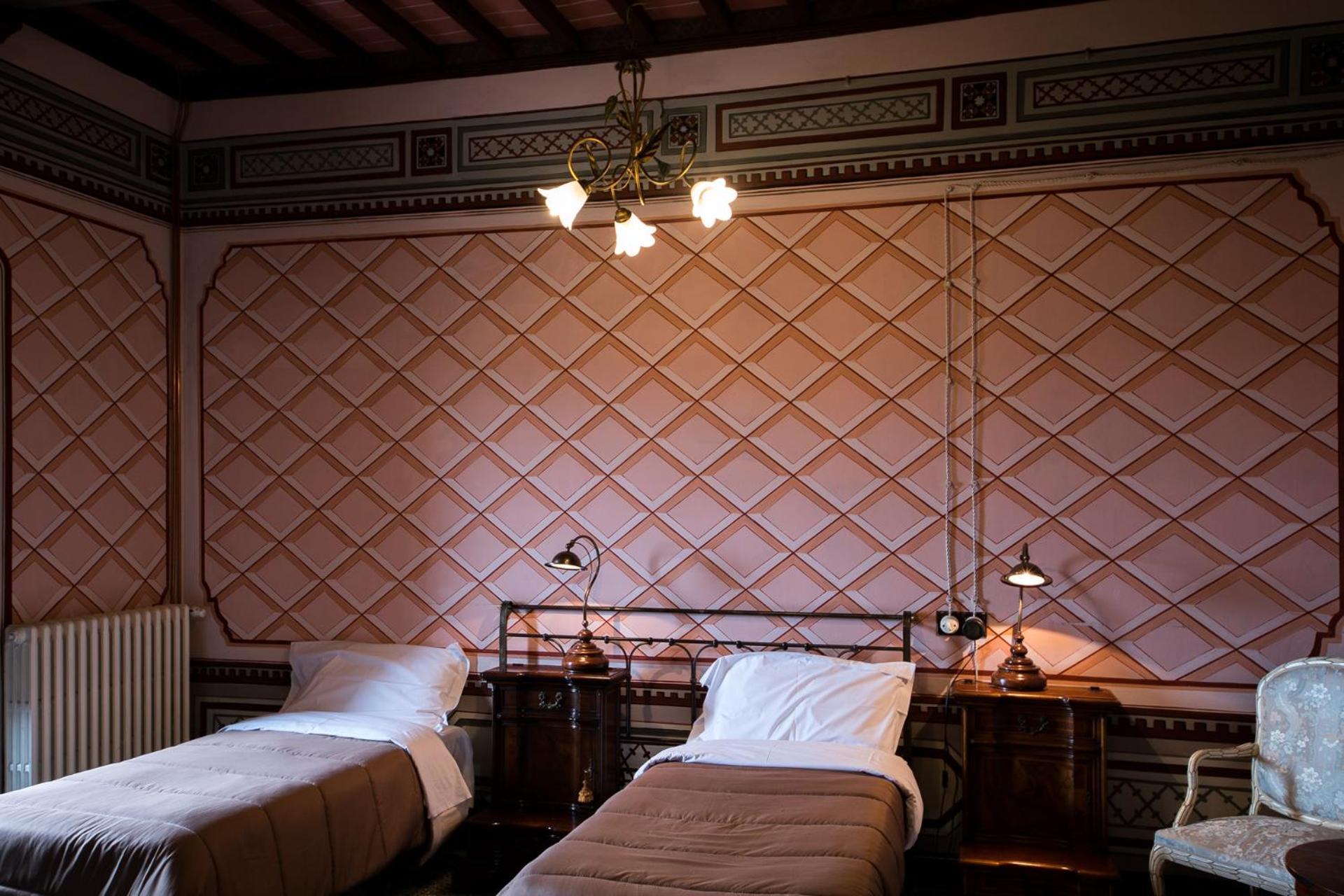 Deluxe Double or Twin Room photo 1