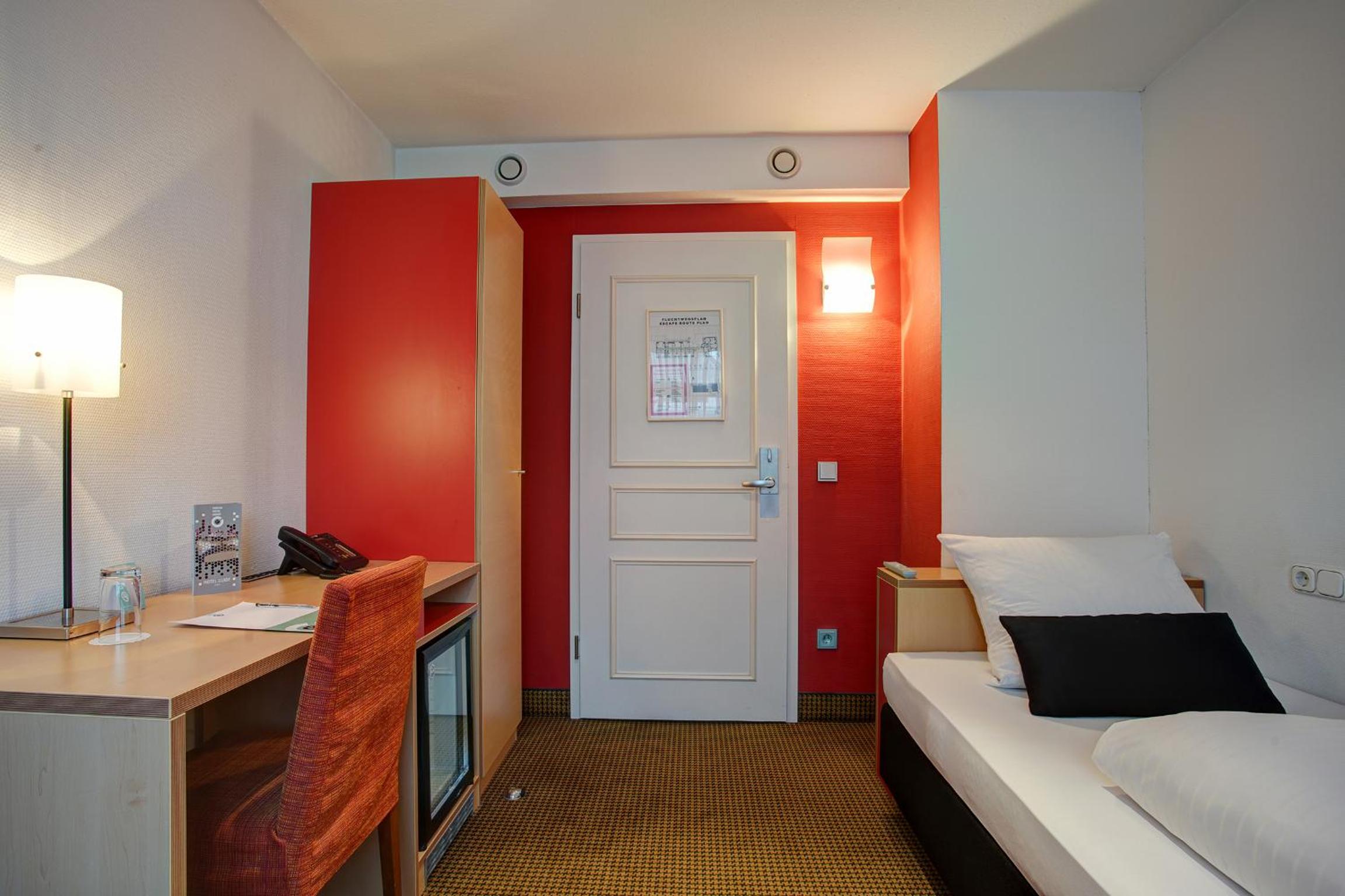Comfort Room, 1 Single Bed - Photo 3