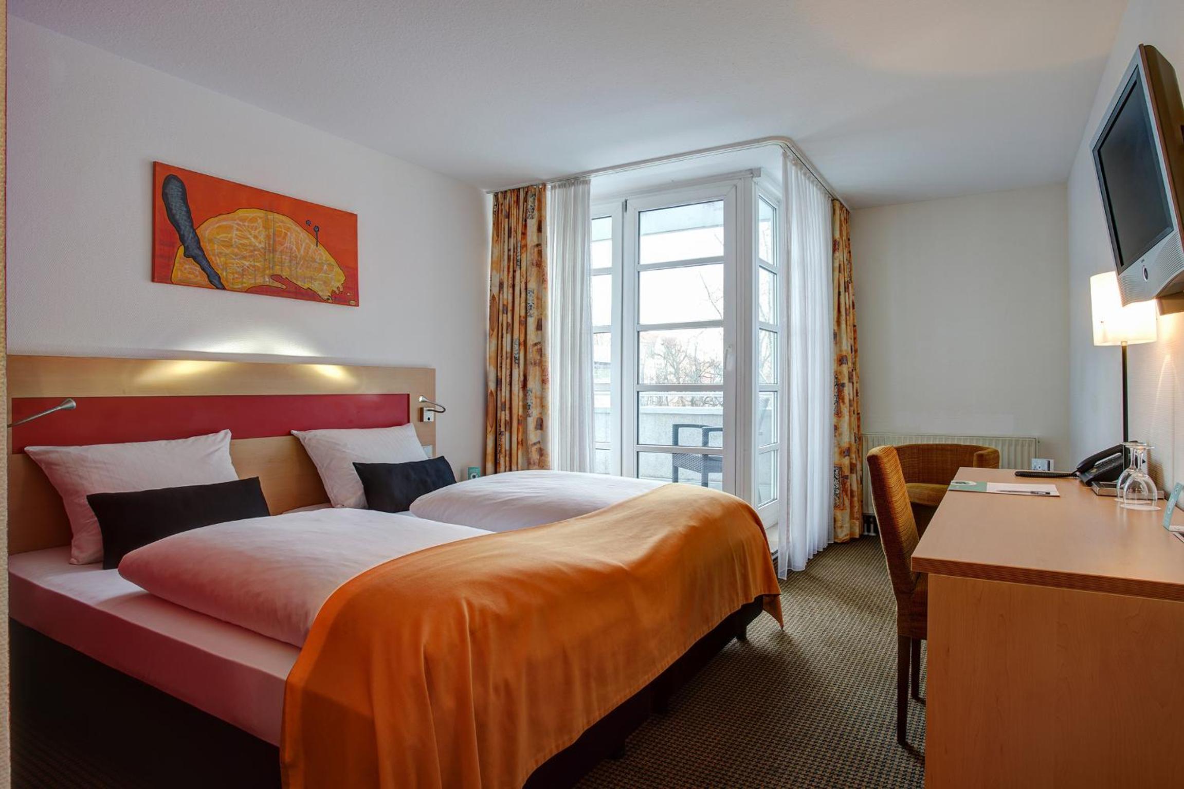 Comfort Room with One Double Bed  - Photo 3