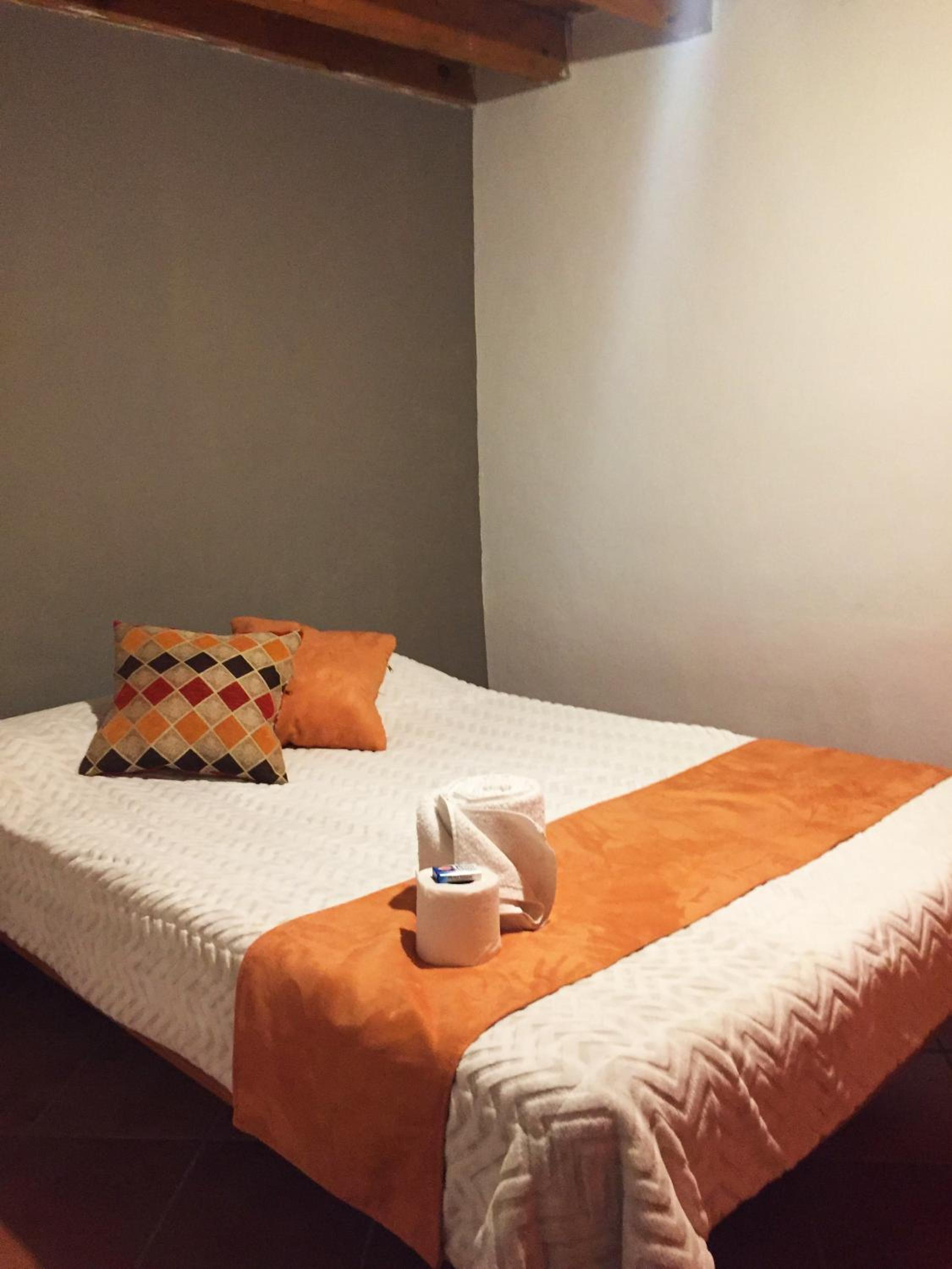 Double Room - Photo 10