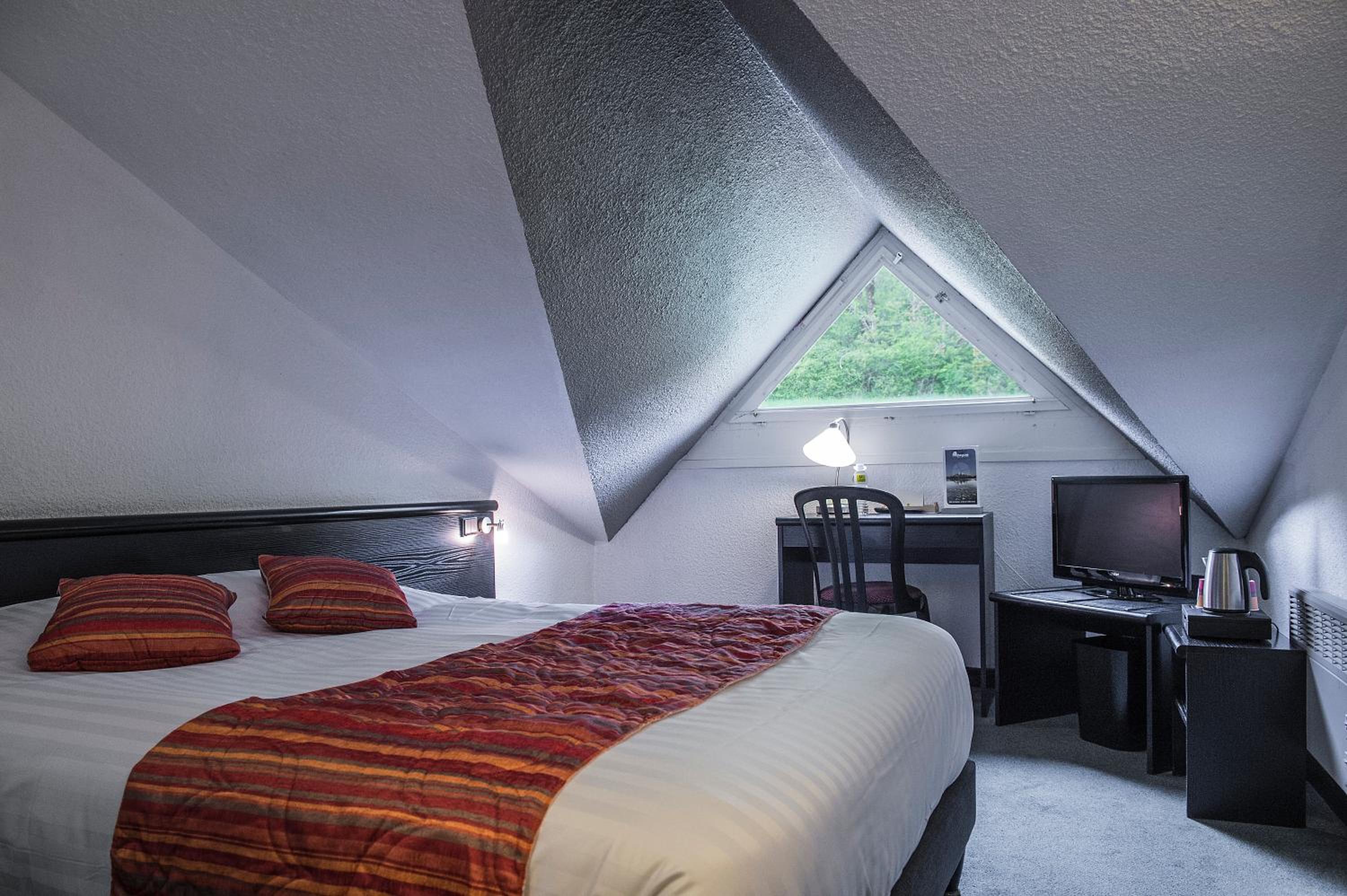 Attic Economy Double Room