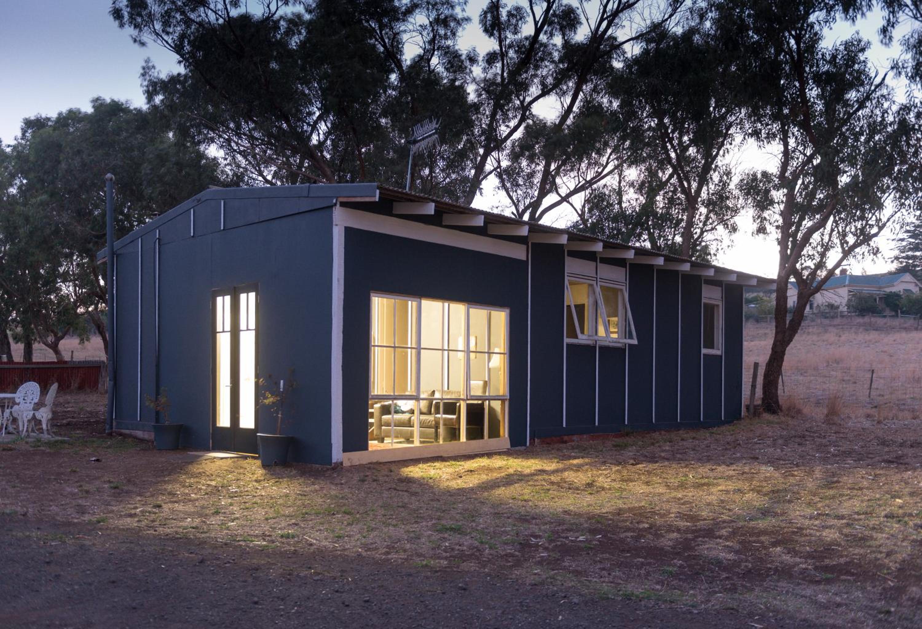 Two-Bedroom House photo 3