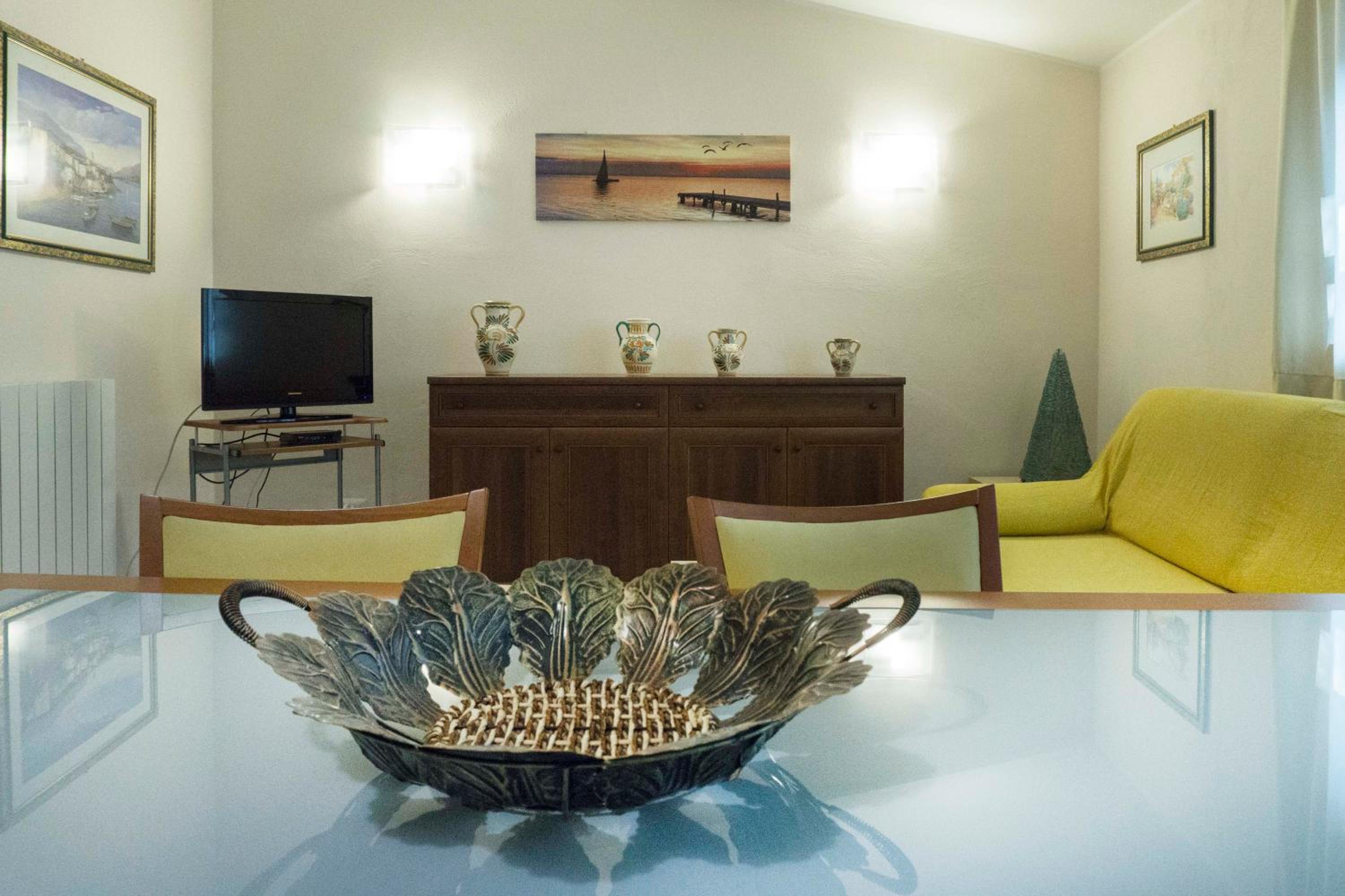 Apartment - Photo 21