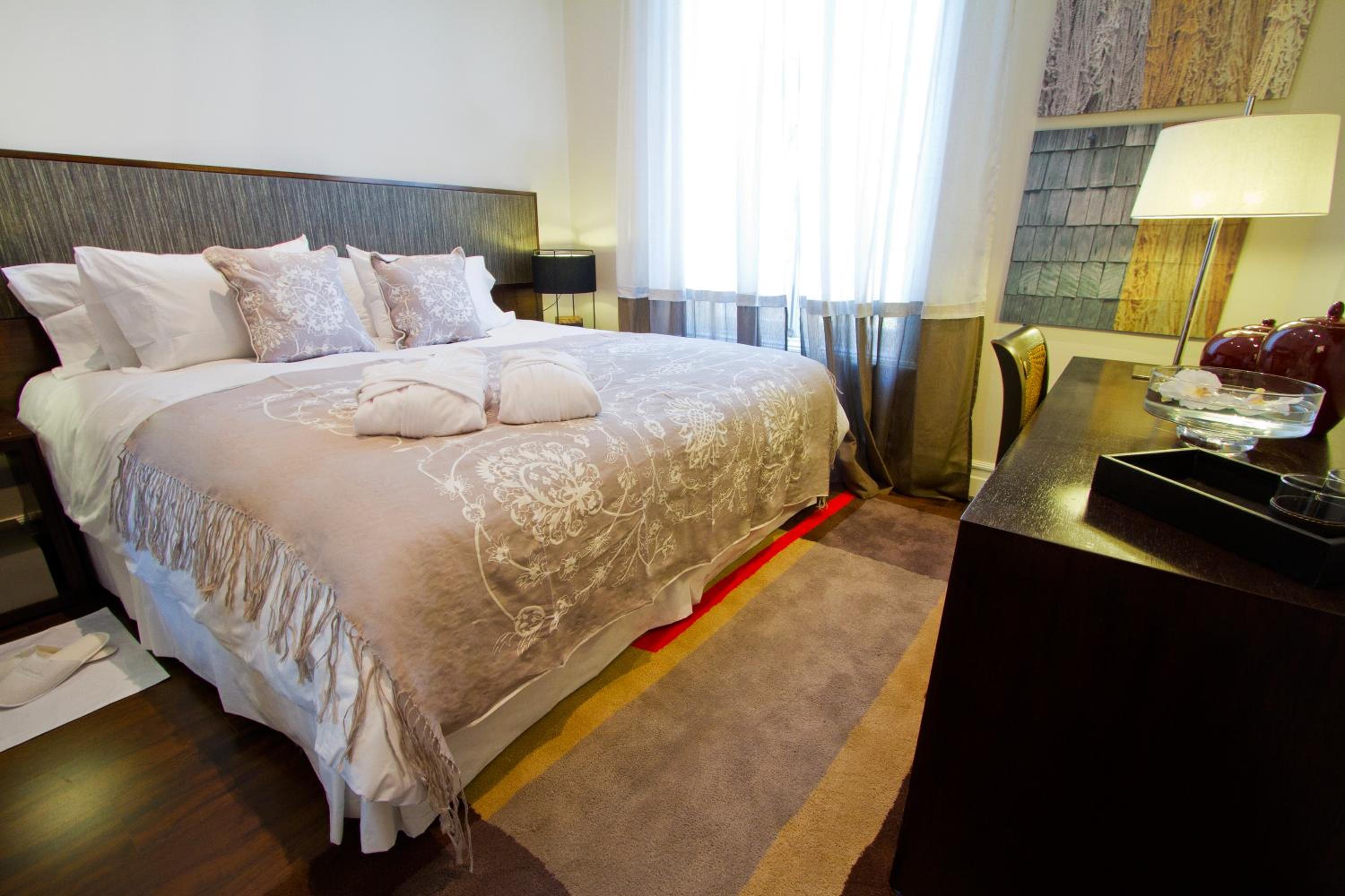 Superior Double Room - Photo 3