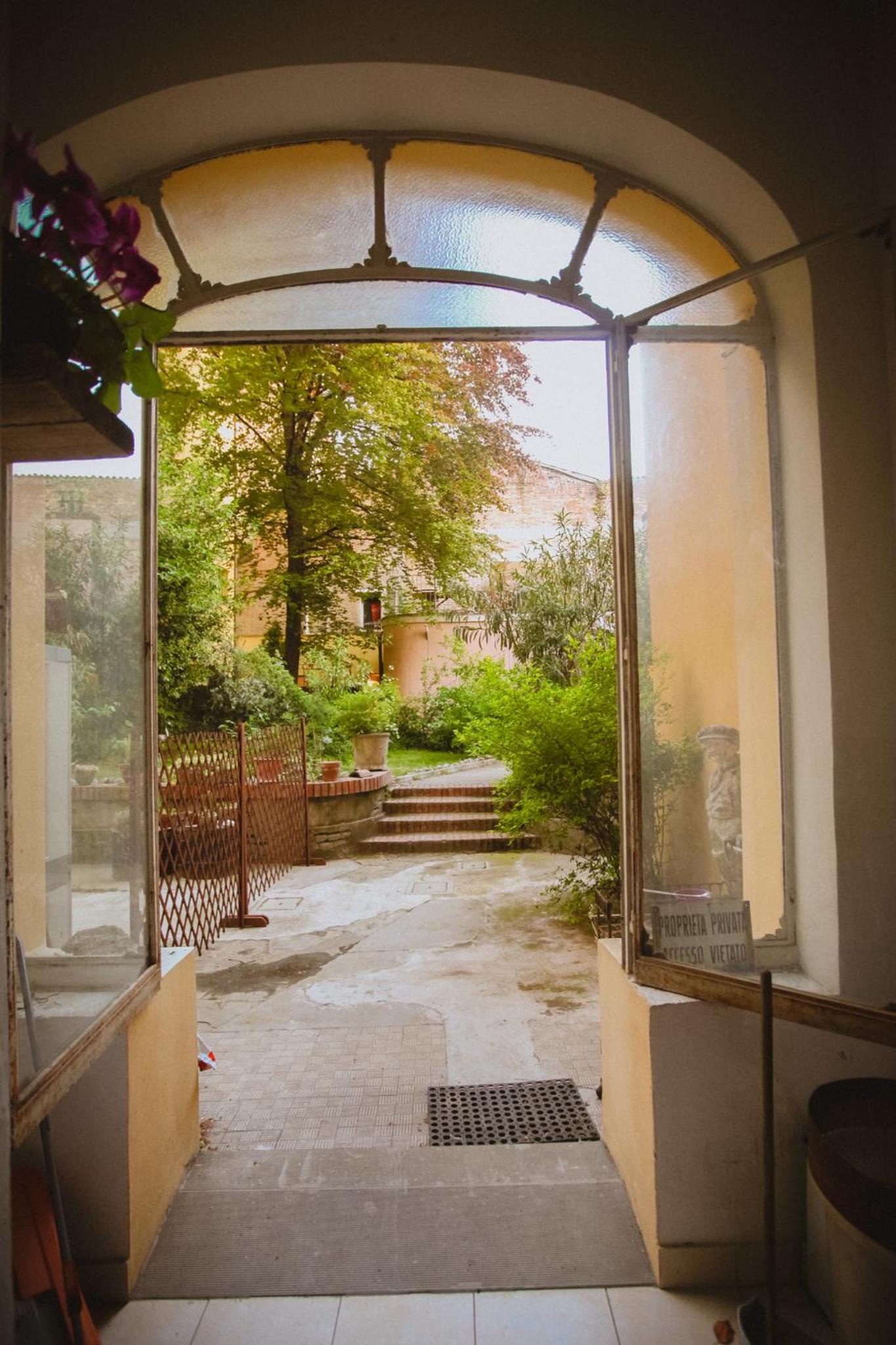 Apartment with Terrace - Photo 24