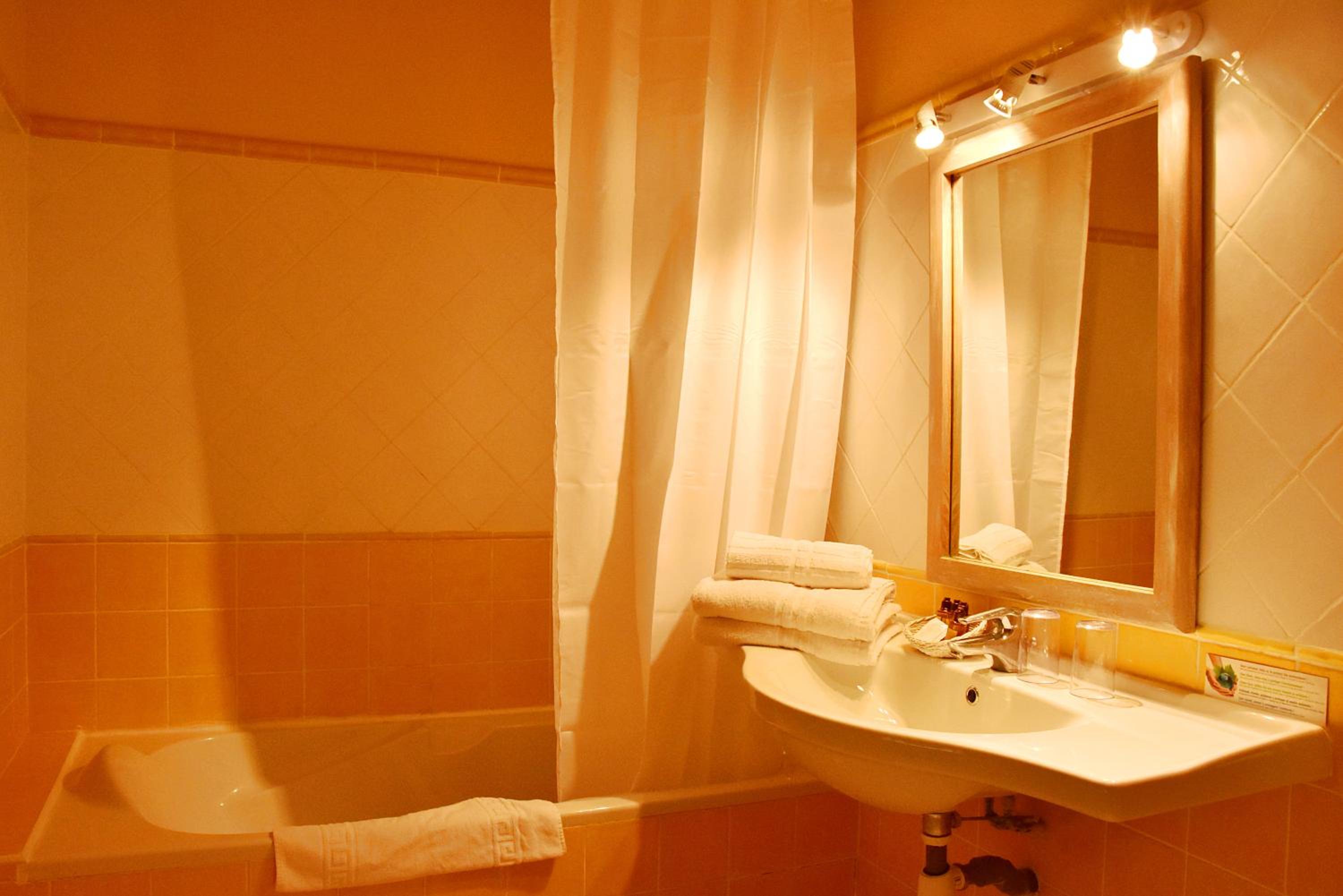 ZEN Double or Twin Room - Photo 3