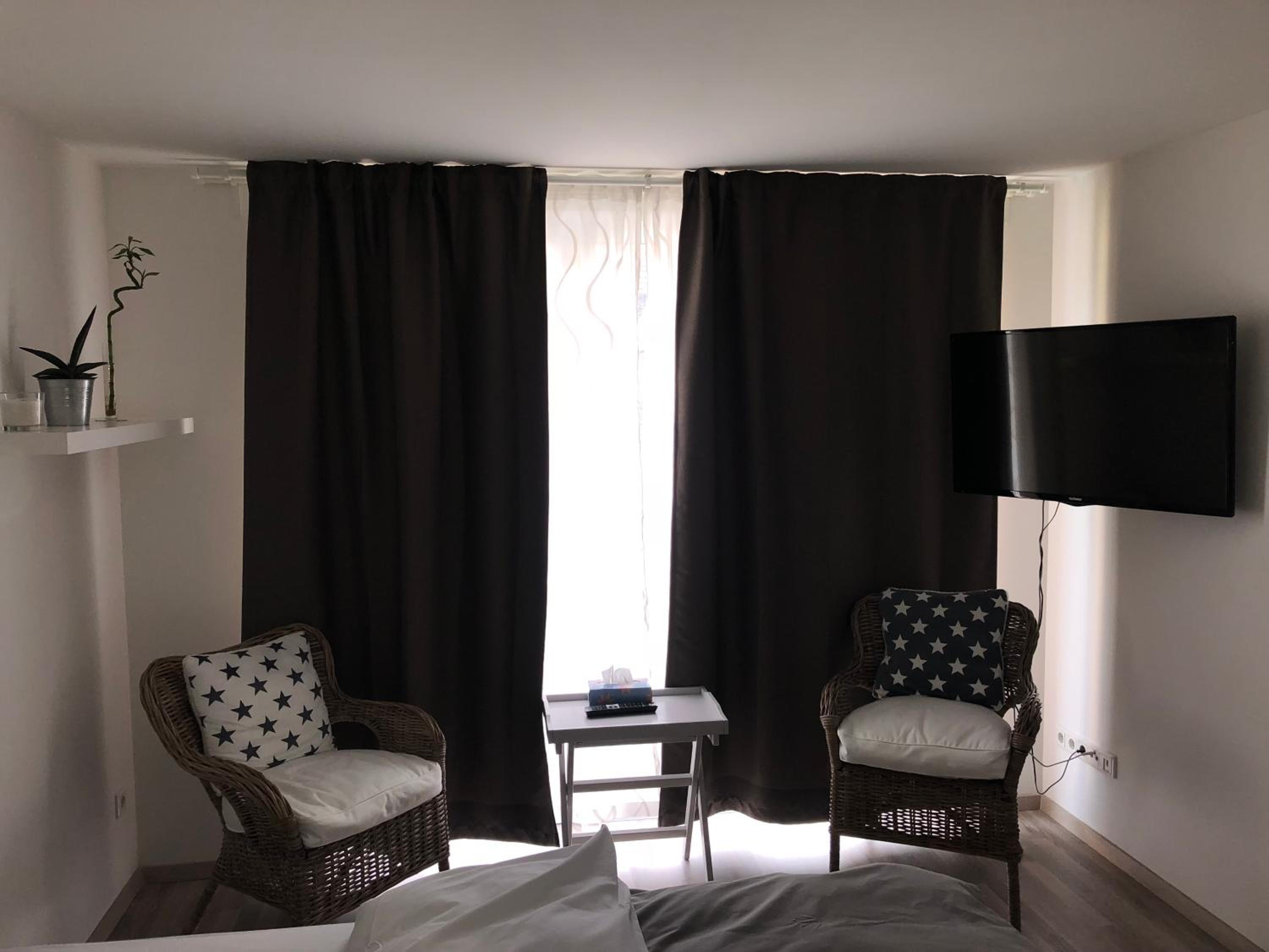 Double Room with Private Bathroom photo 2
