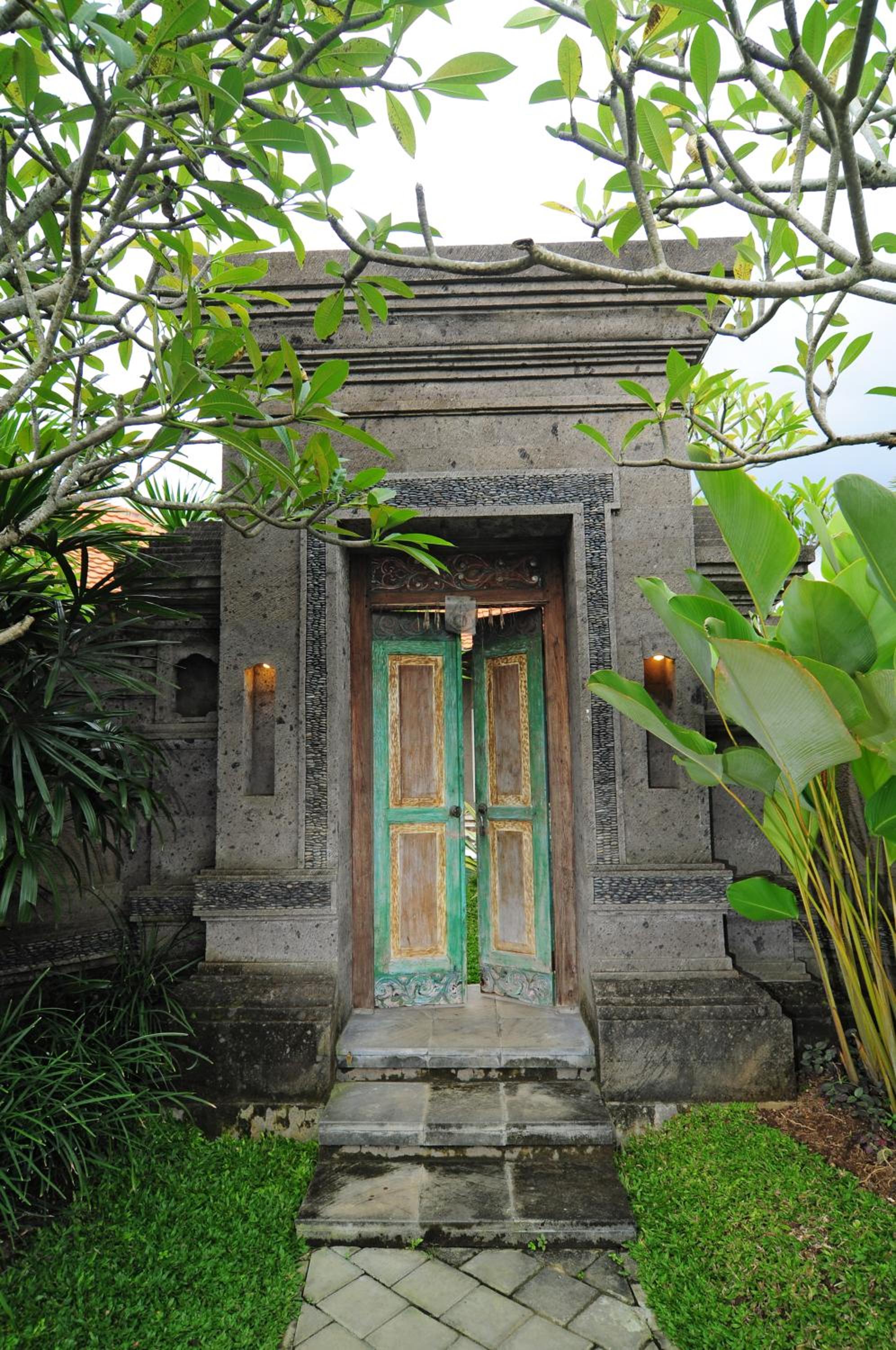 One-Bedroom Villa with Private Pool - Photo 19