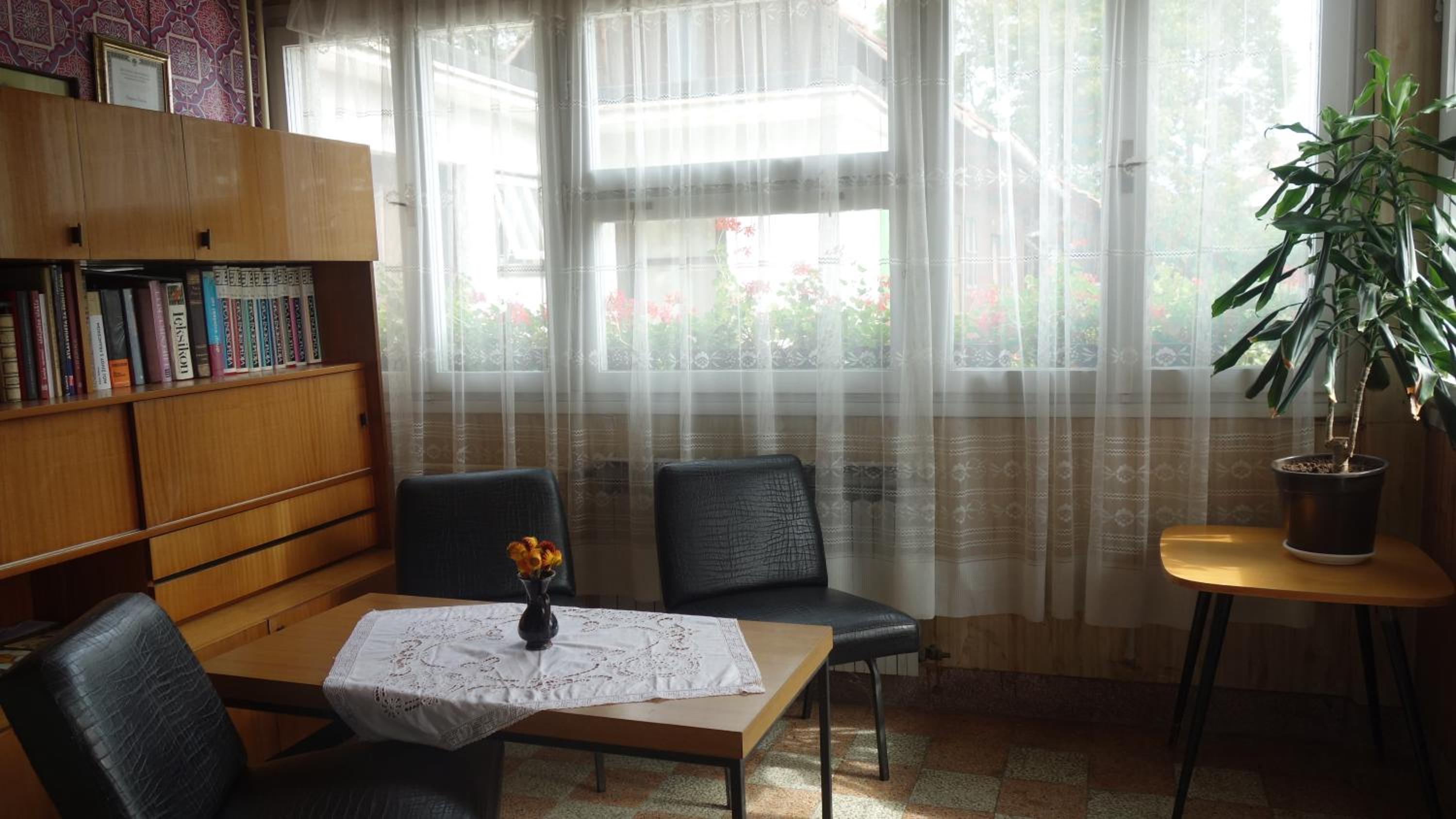 One-Bedroom Apartment - Photo 47