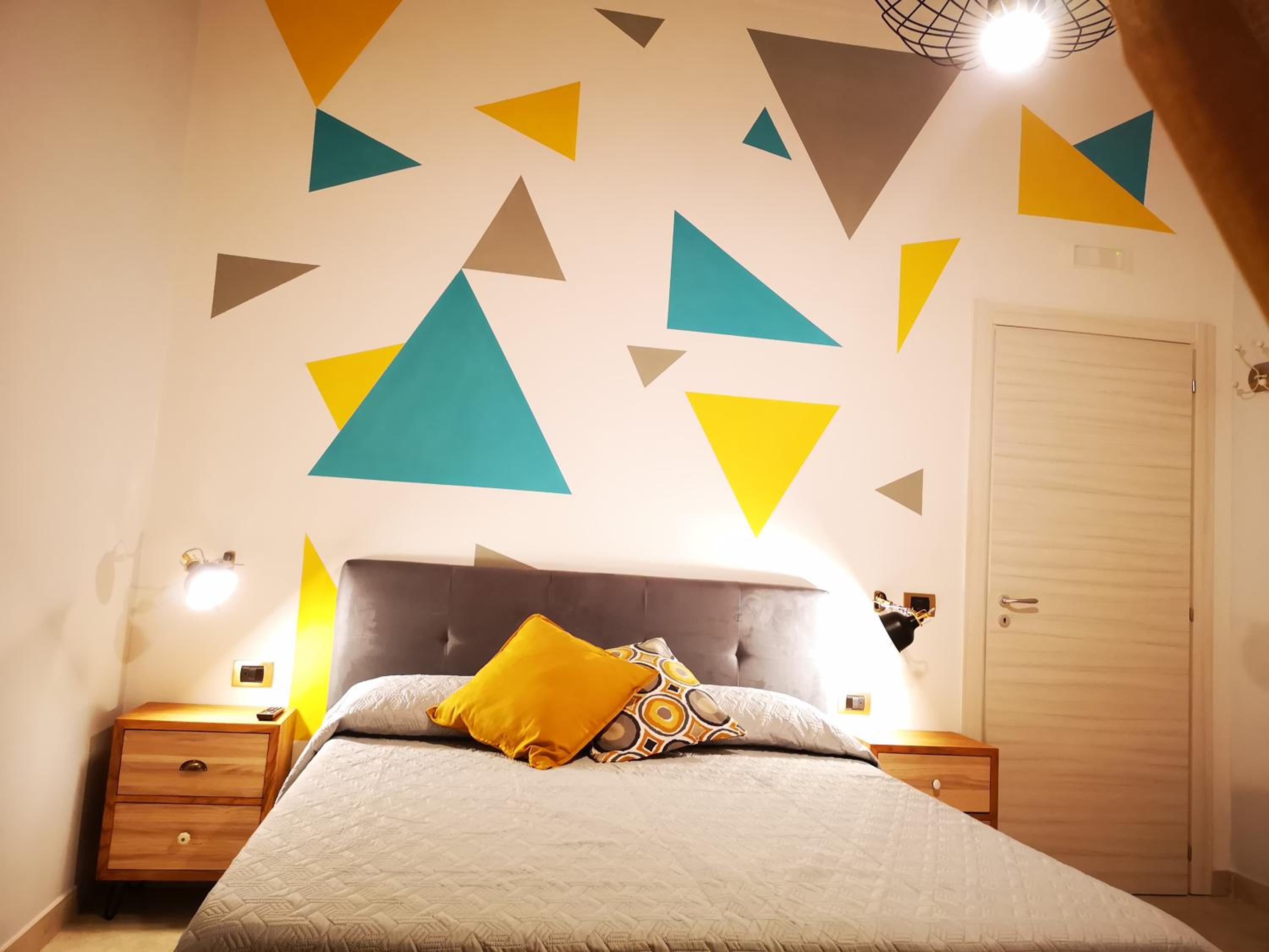 Deluxe Room (2 Adults + 1 Child)