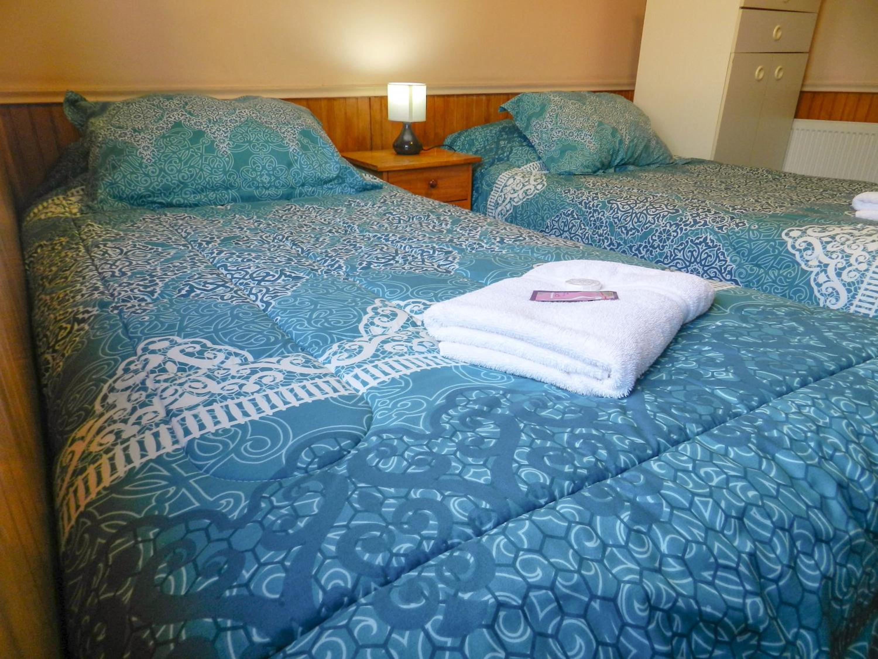 Double Room with Two Single Beds photo 1