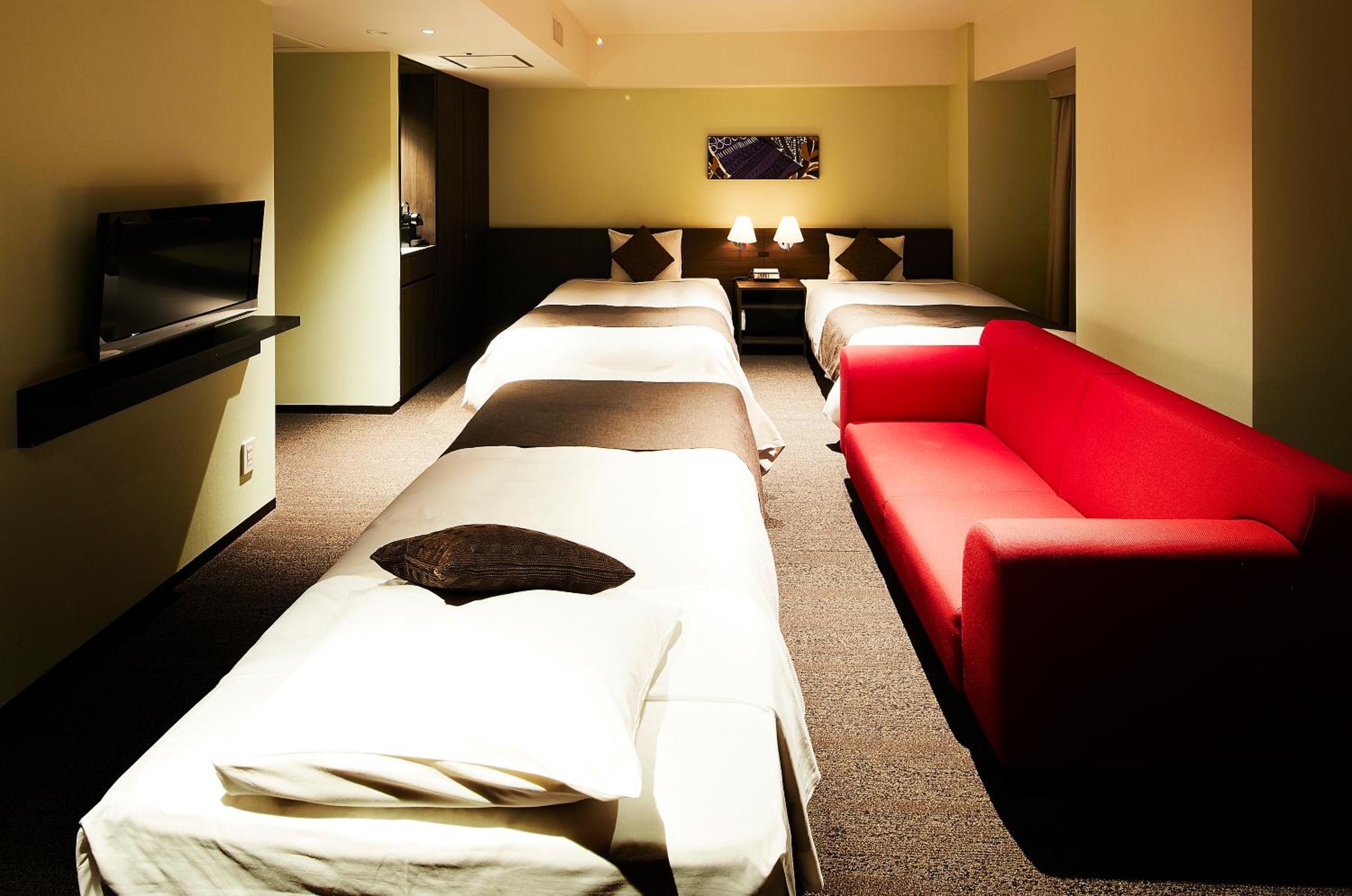 Premier Twin Room - Non-Smoking photo 2
