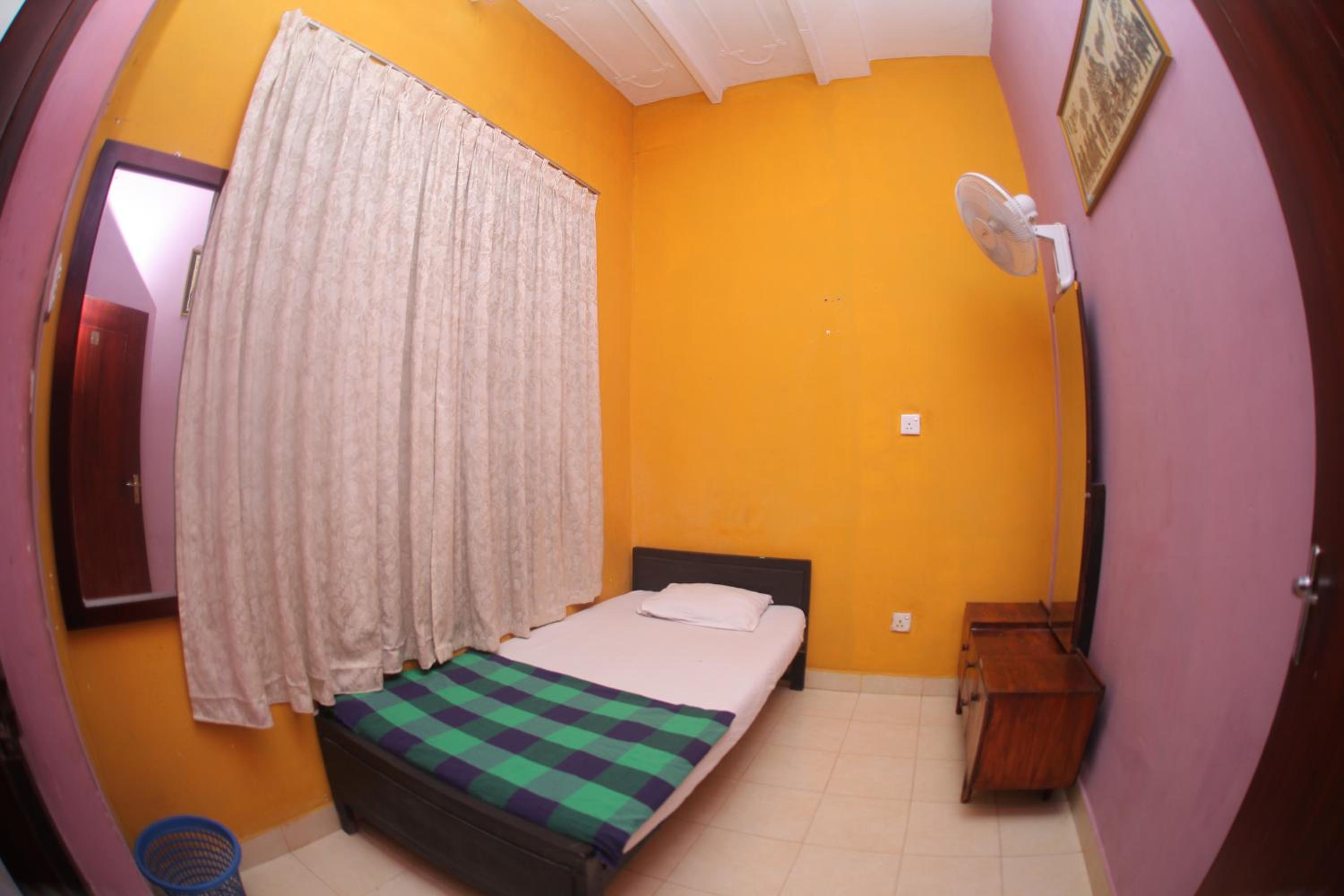 Single Room photo 1