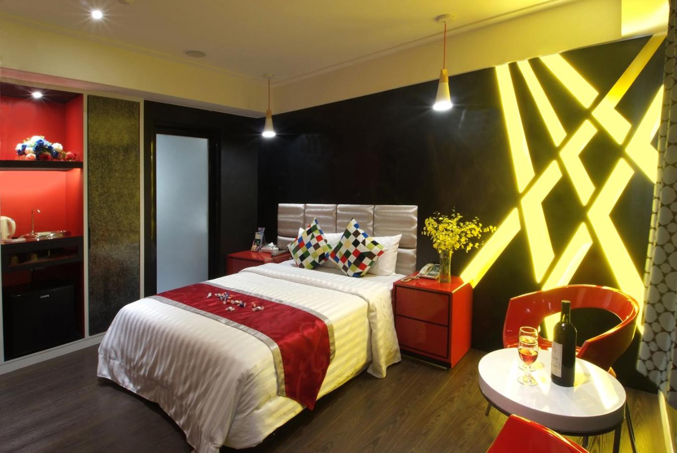 Deluxe Double Room (Check-in after 18:00)