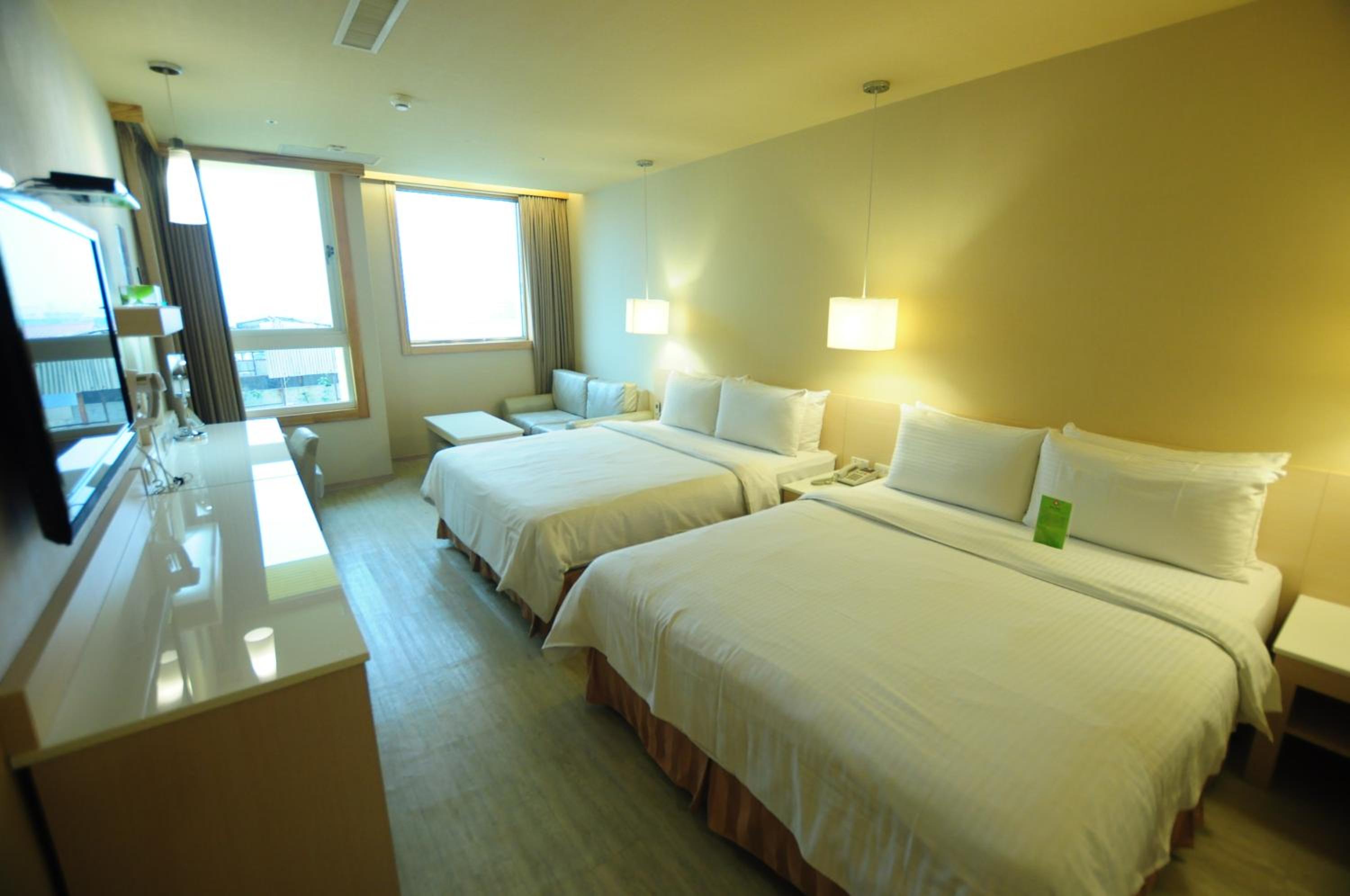 Deluxe Quadruple Room