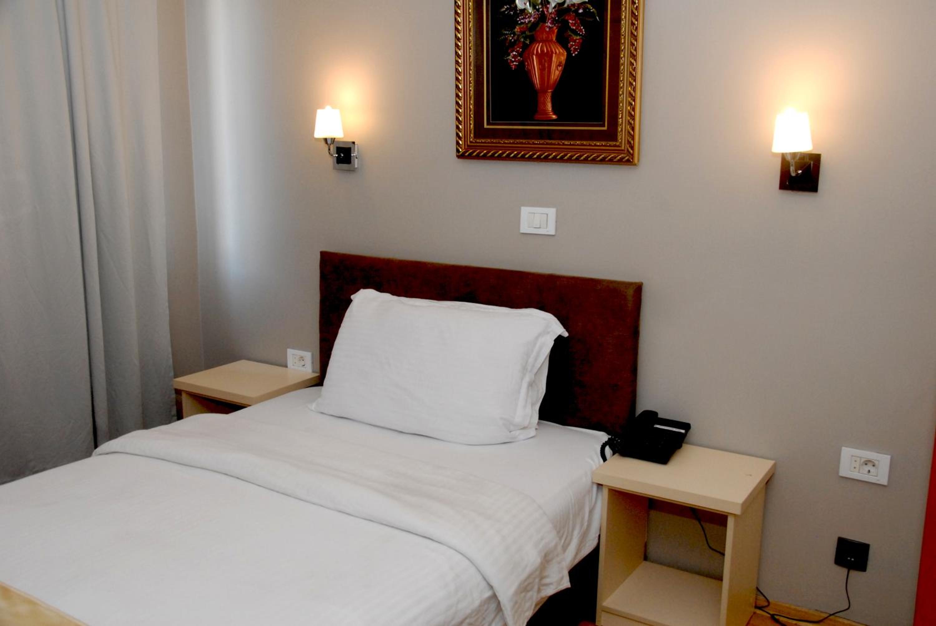 Single Room photo 3